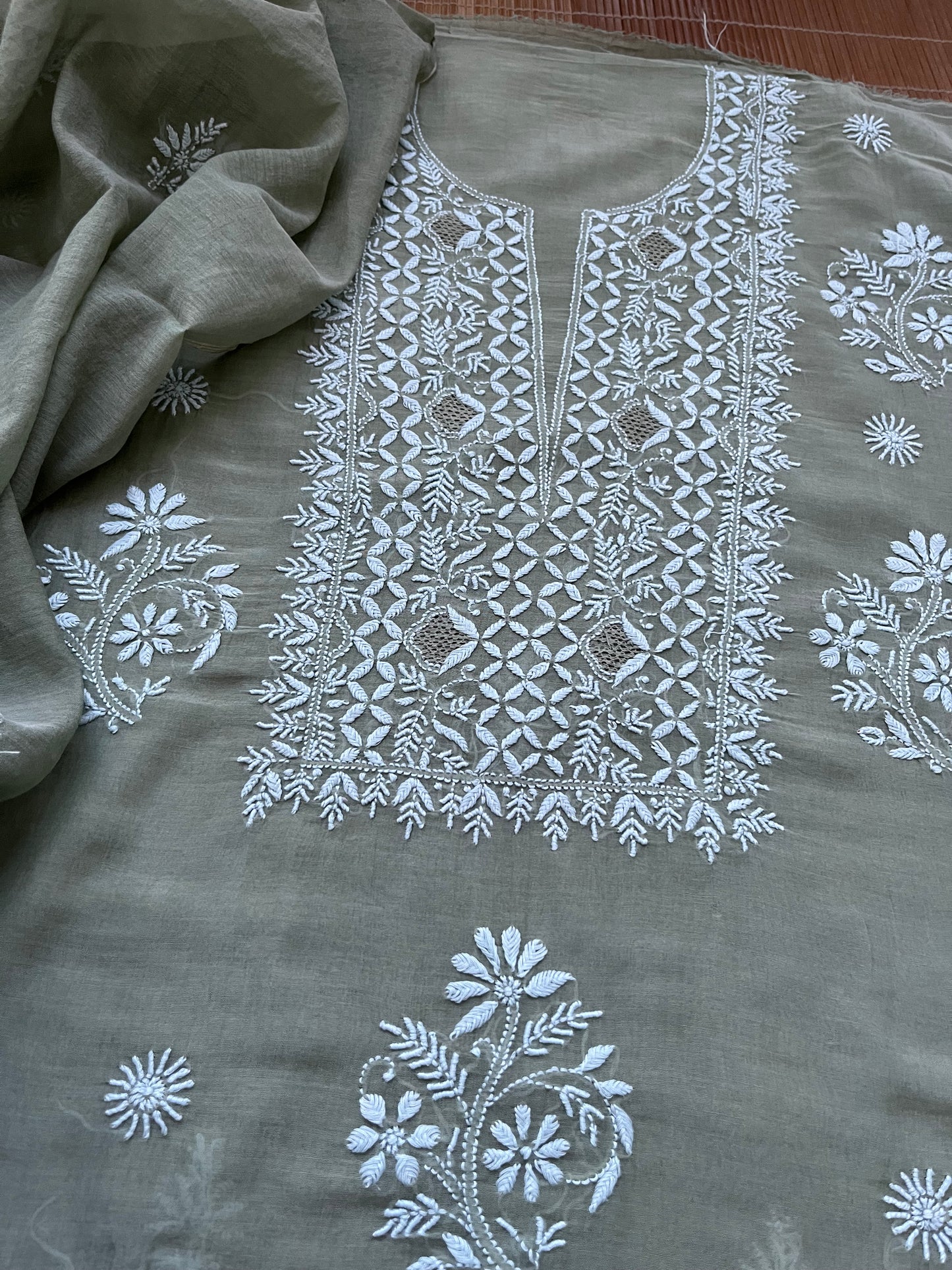 Chanderi Chikankari Kurta Dupatta
