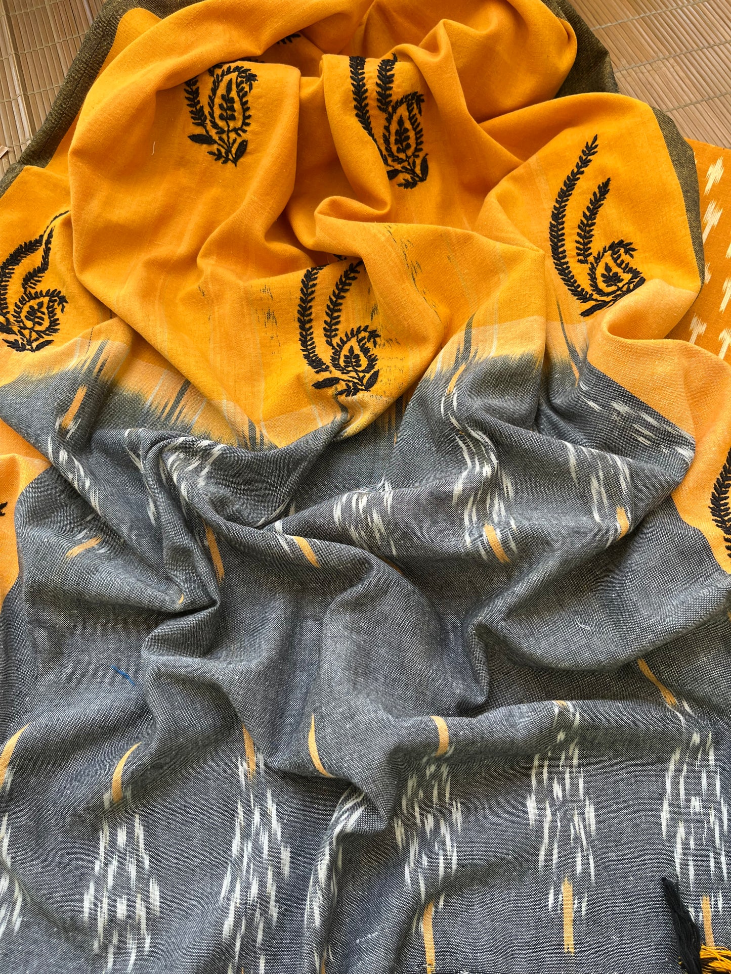 ikkat chikankari Dupatta kurta