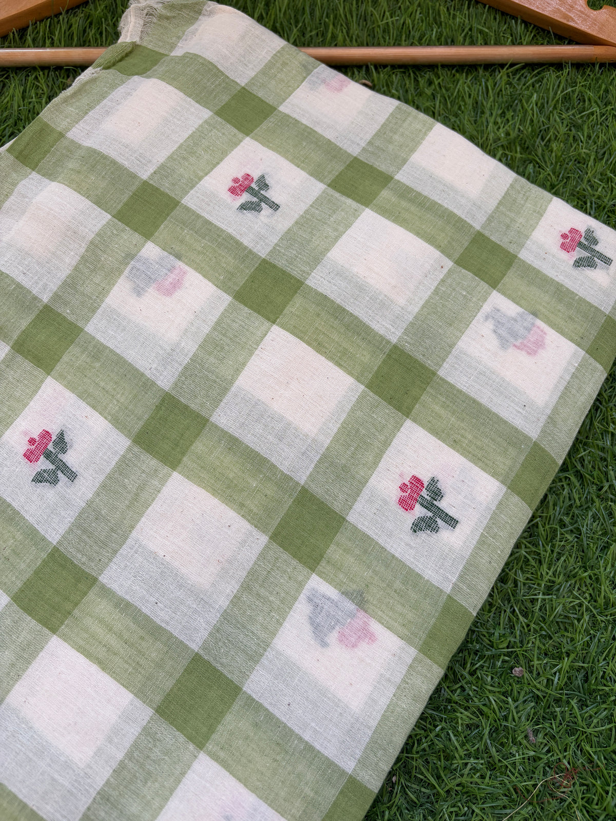 Jaamdani mul fabric
