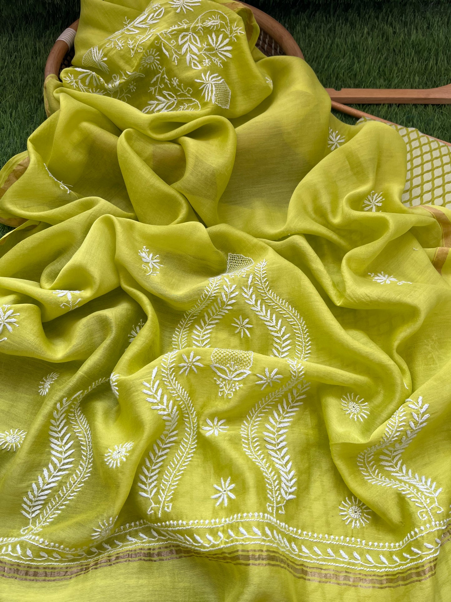 Jaamdani kurta chikankari dupatta