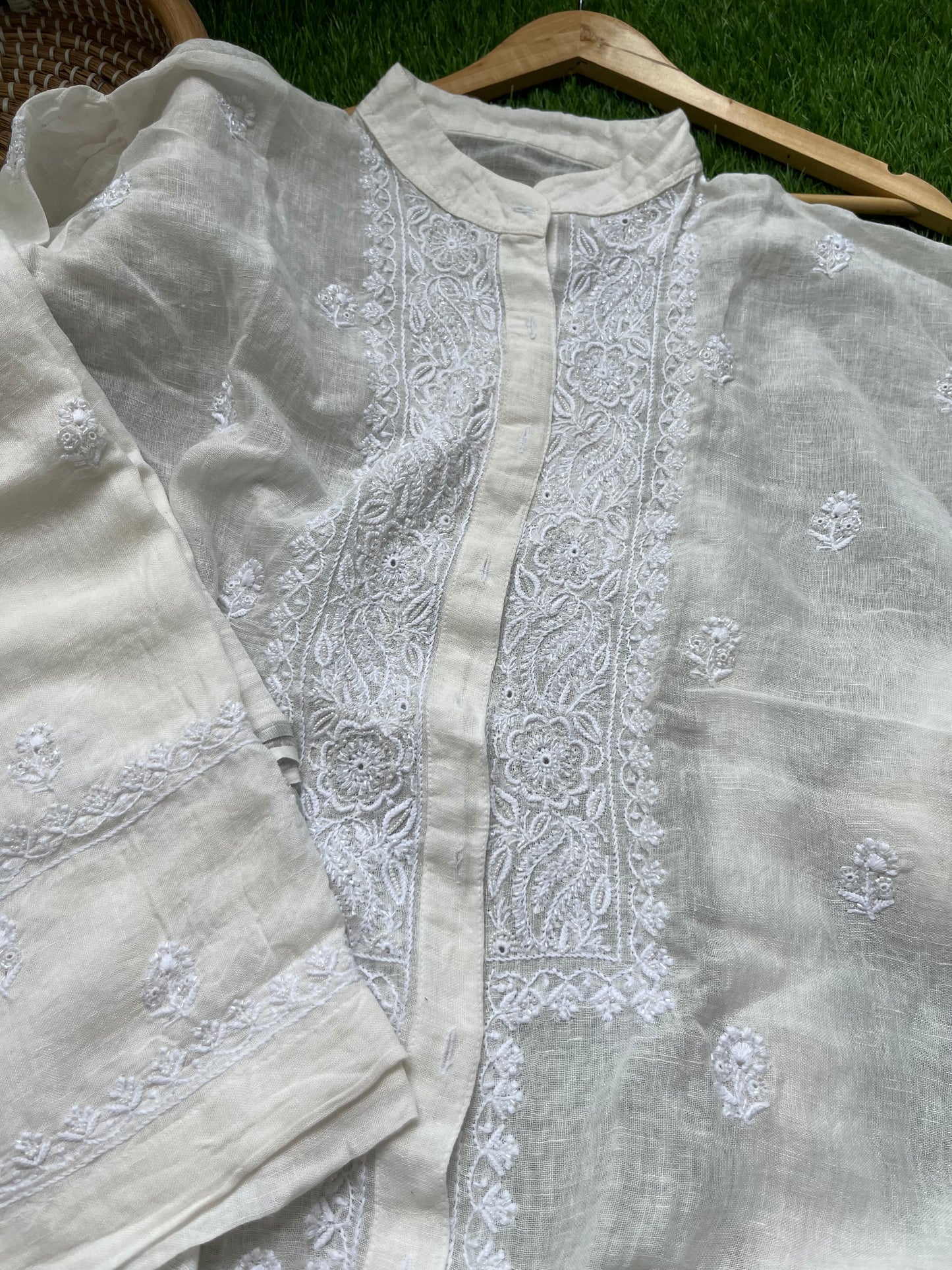 Linen chikan shirt and a-bottom-coord set