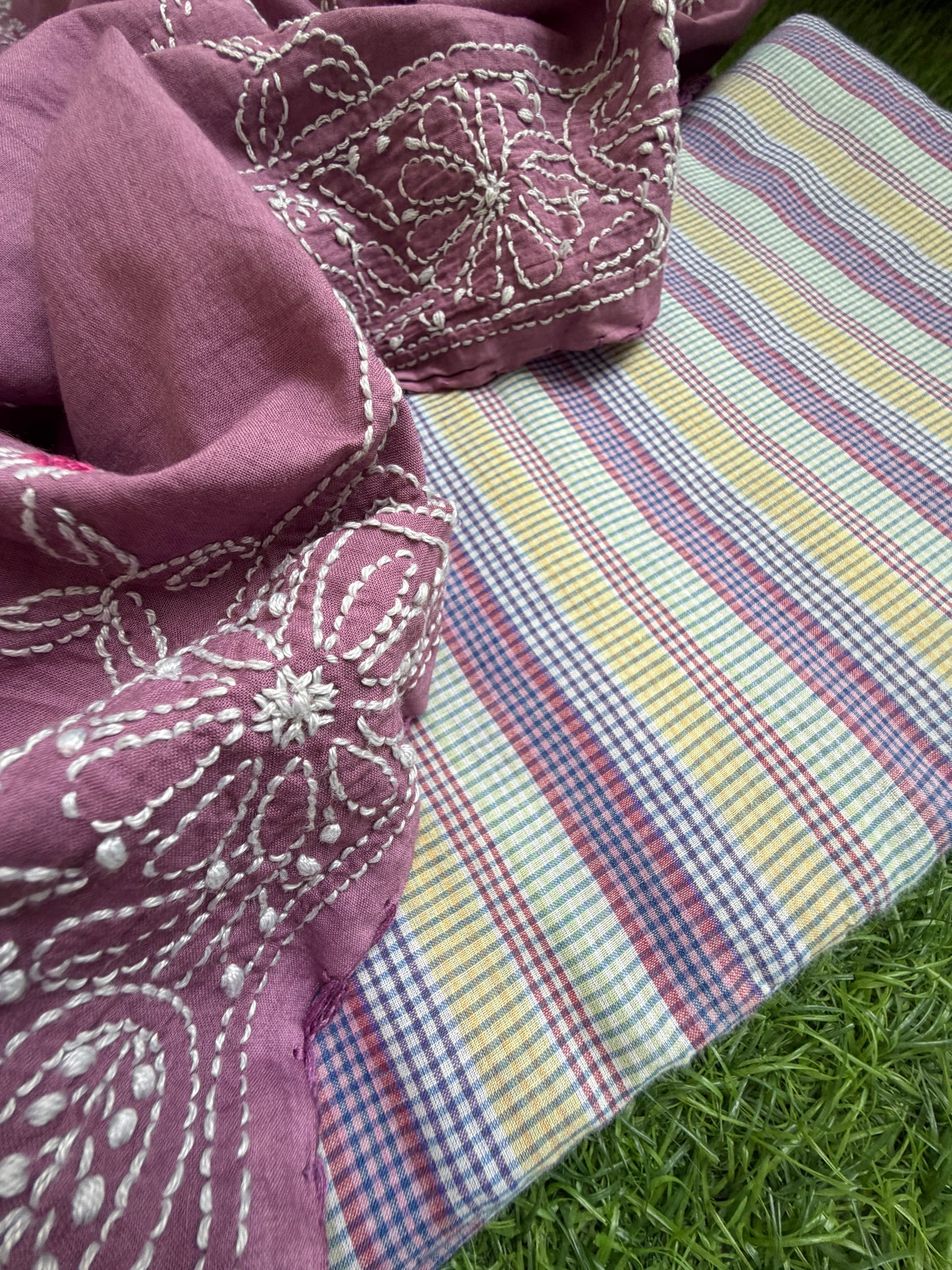 Khadi check kurta mul cotton chikankari dupatta