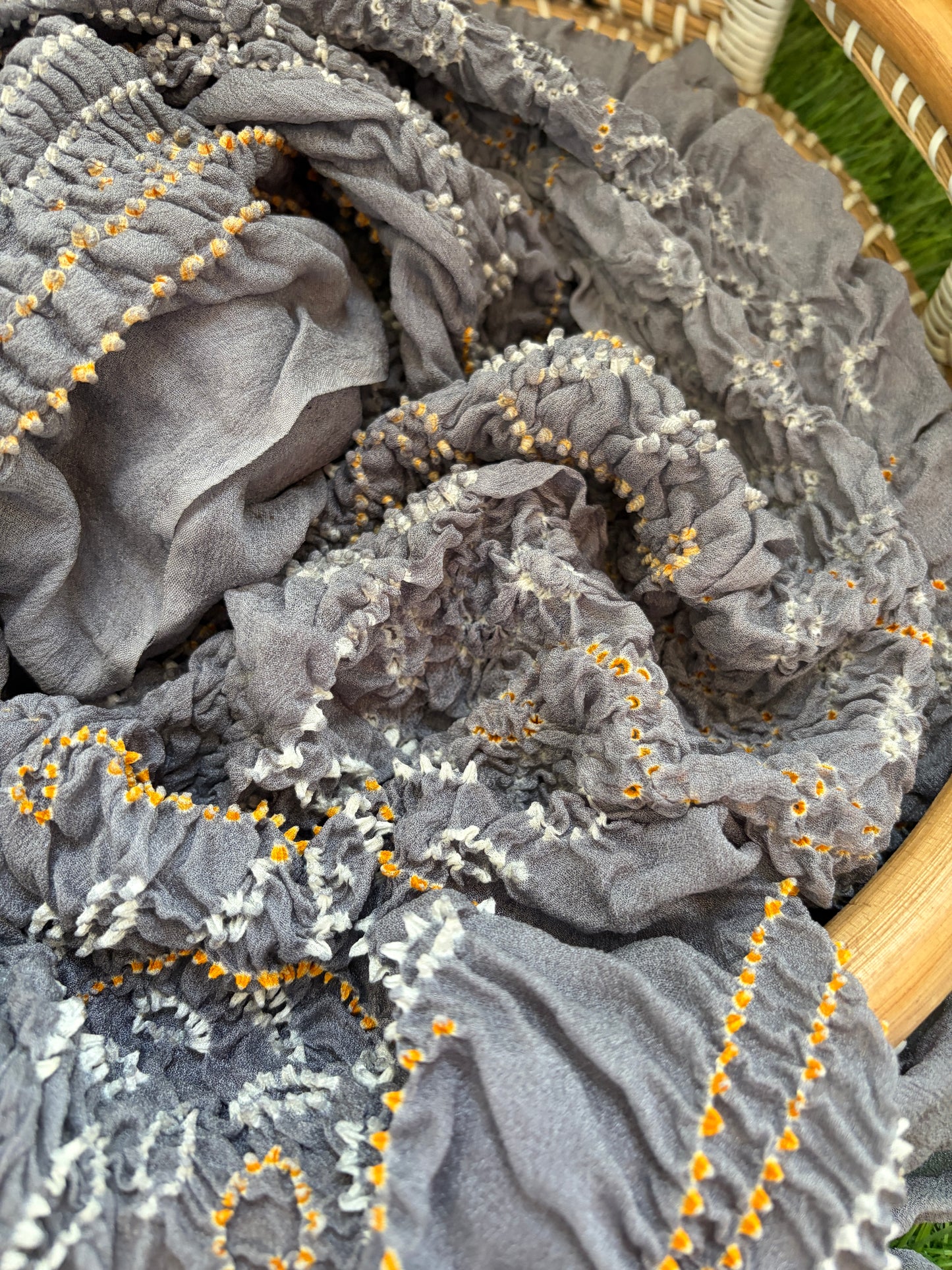 Bandhani chinon Dupatta