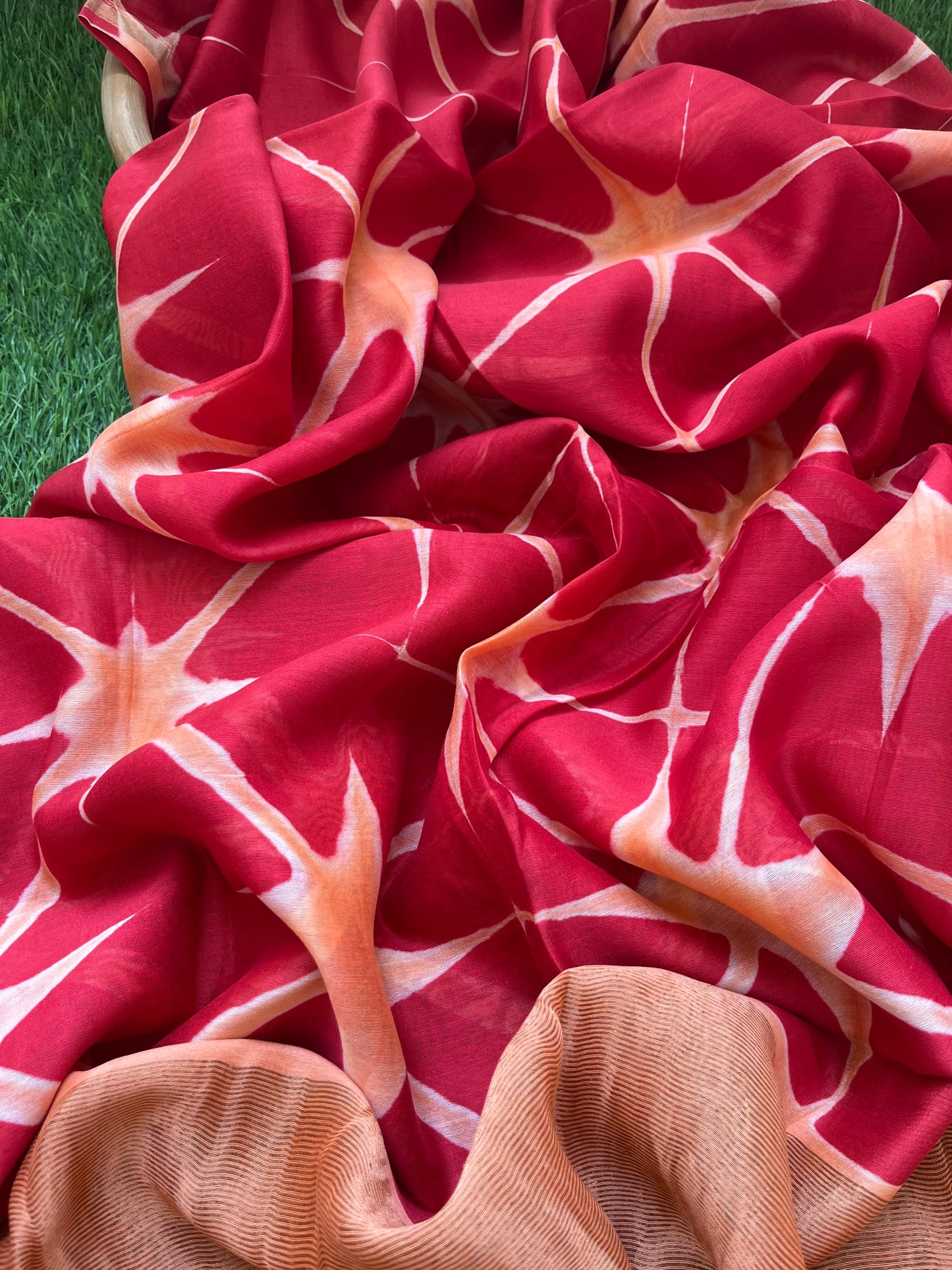 Chanderi Clamp Dye dupatta with plain fabric