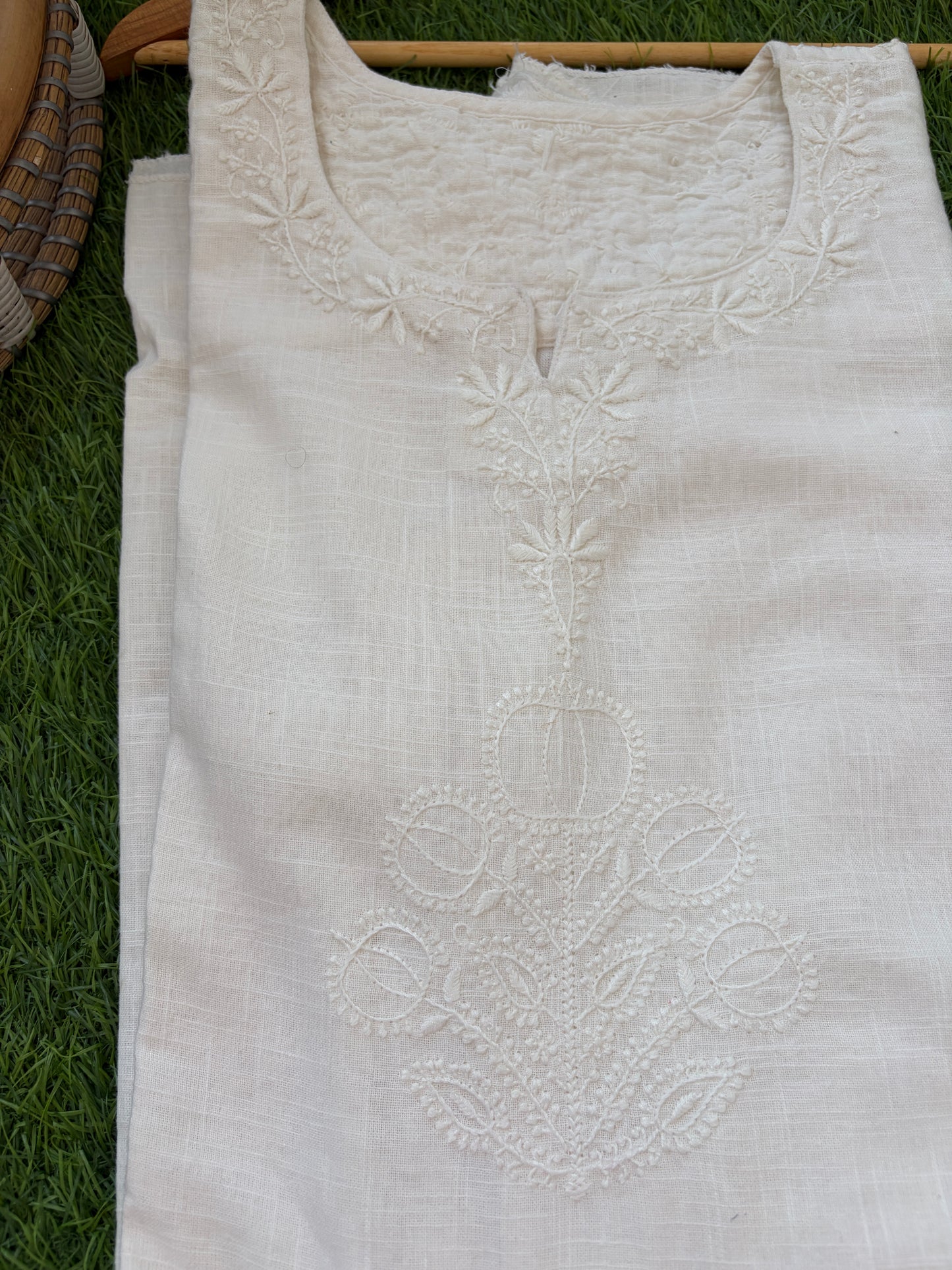 Cotton Slub chikankari kurta ( Semi Stitched)