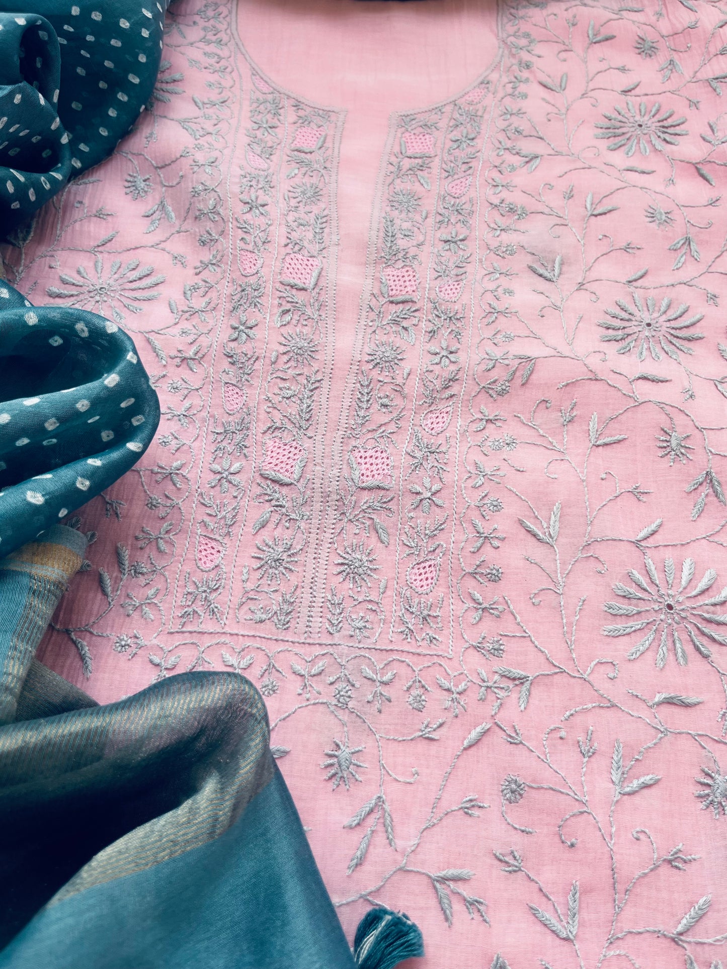 Bandhani Dupatta chanderi Chikankari Kurta