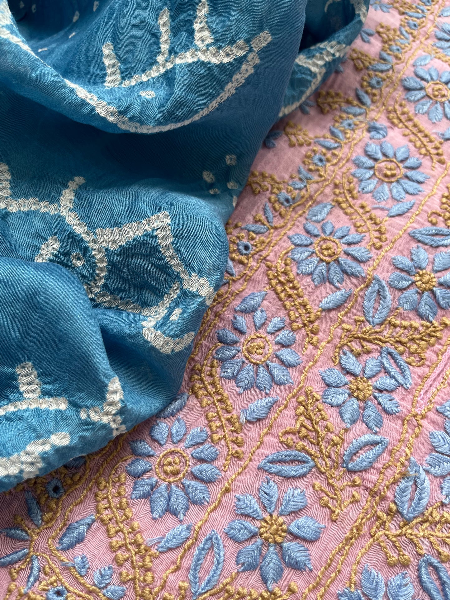 Chanderi Chikankari Kurta bandhani Dupatta