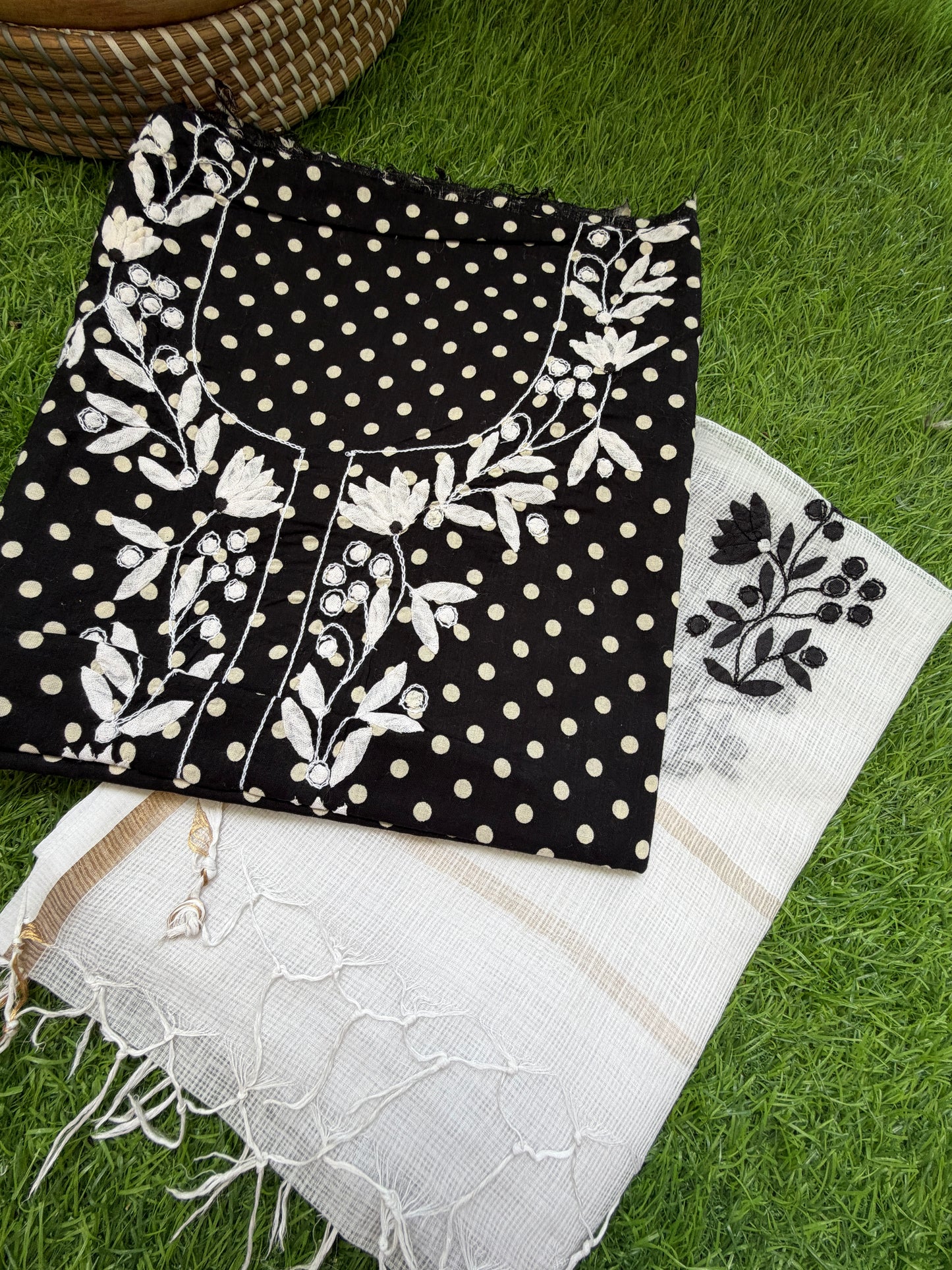 Patti kaam kurta Dupatta