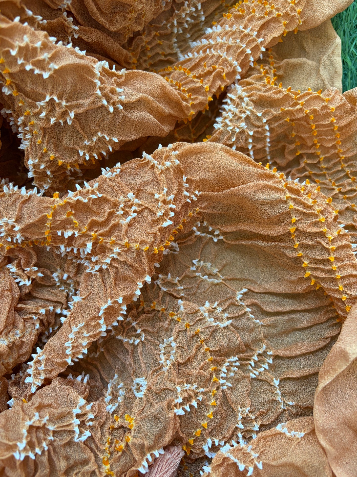 Bandhani chinon Dupatta