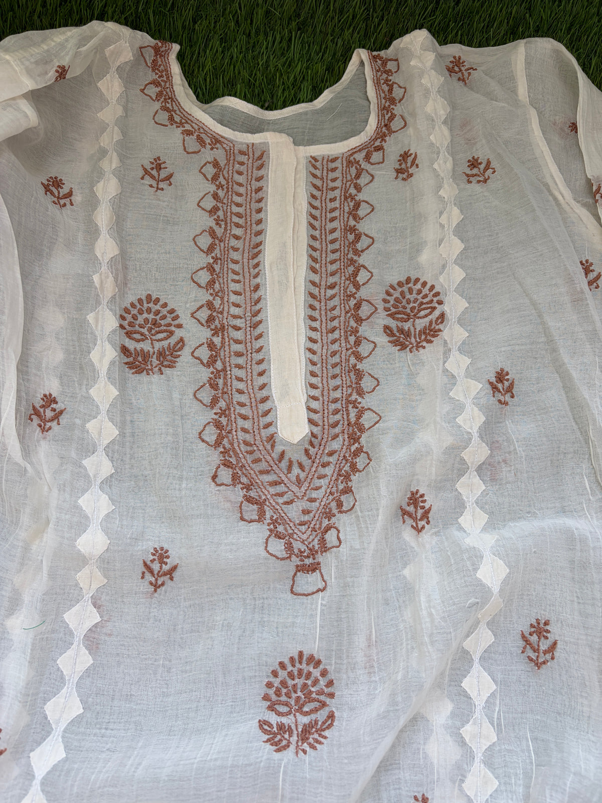 Chikankari daraz chanderi Kurta