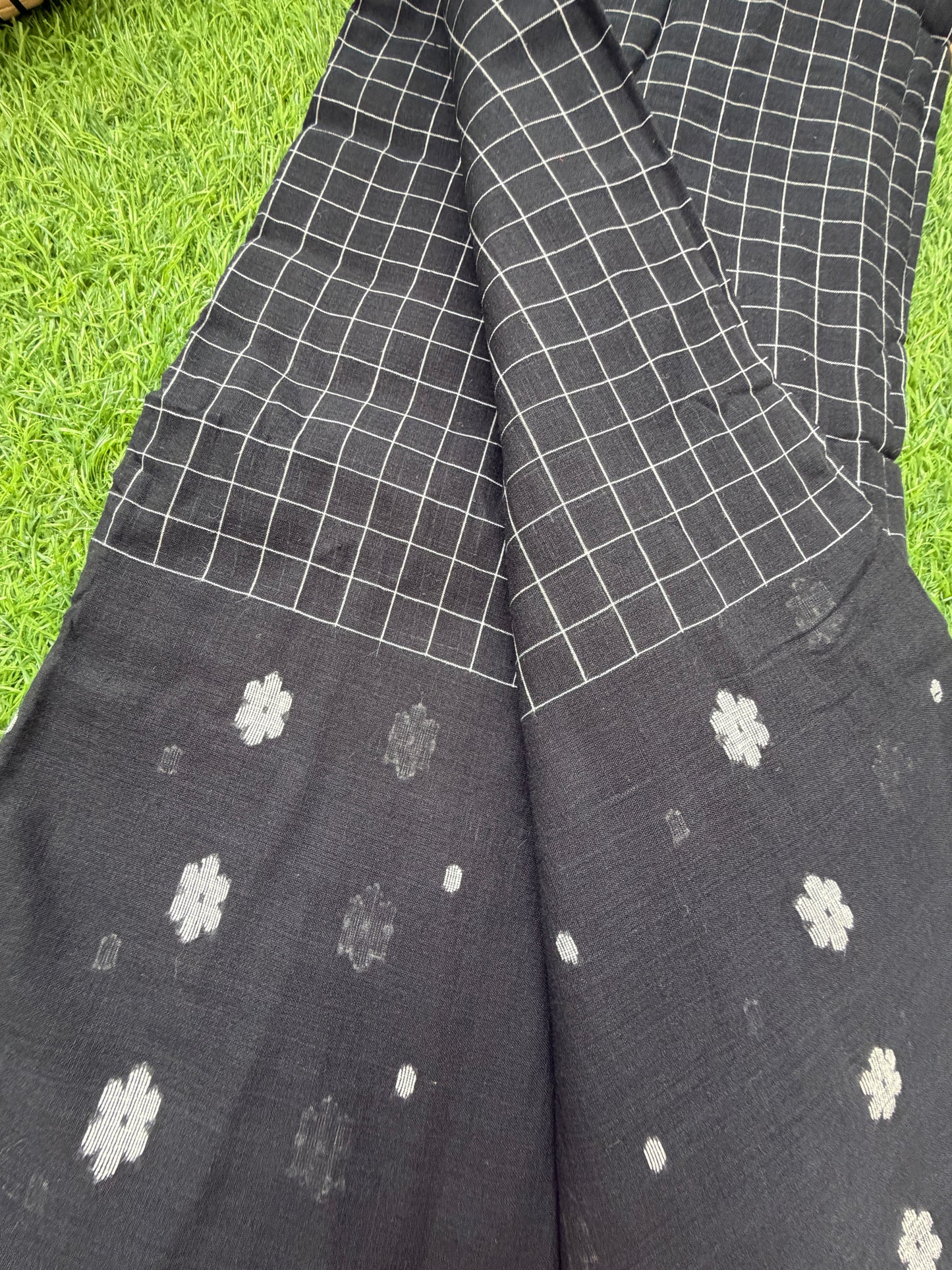 Jaamdani mul fabric
