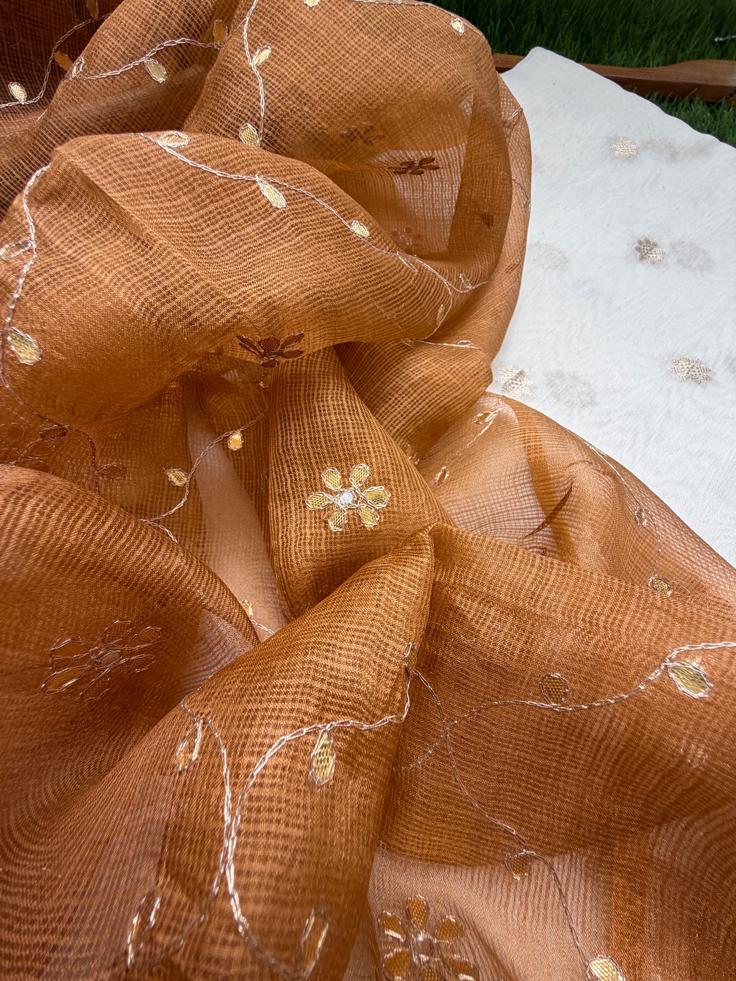 त्योहार :kota silk gota patti Dupatta with plain chanderi banarasi booti kurta bottom Fabric