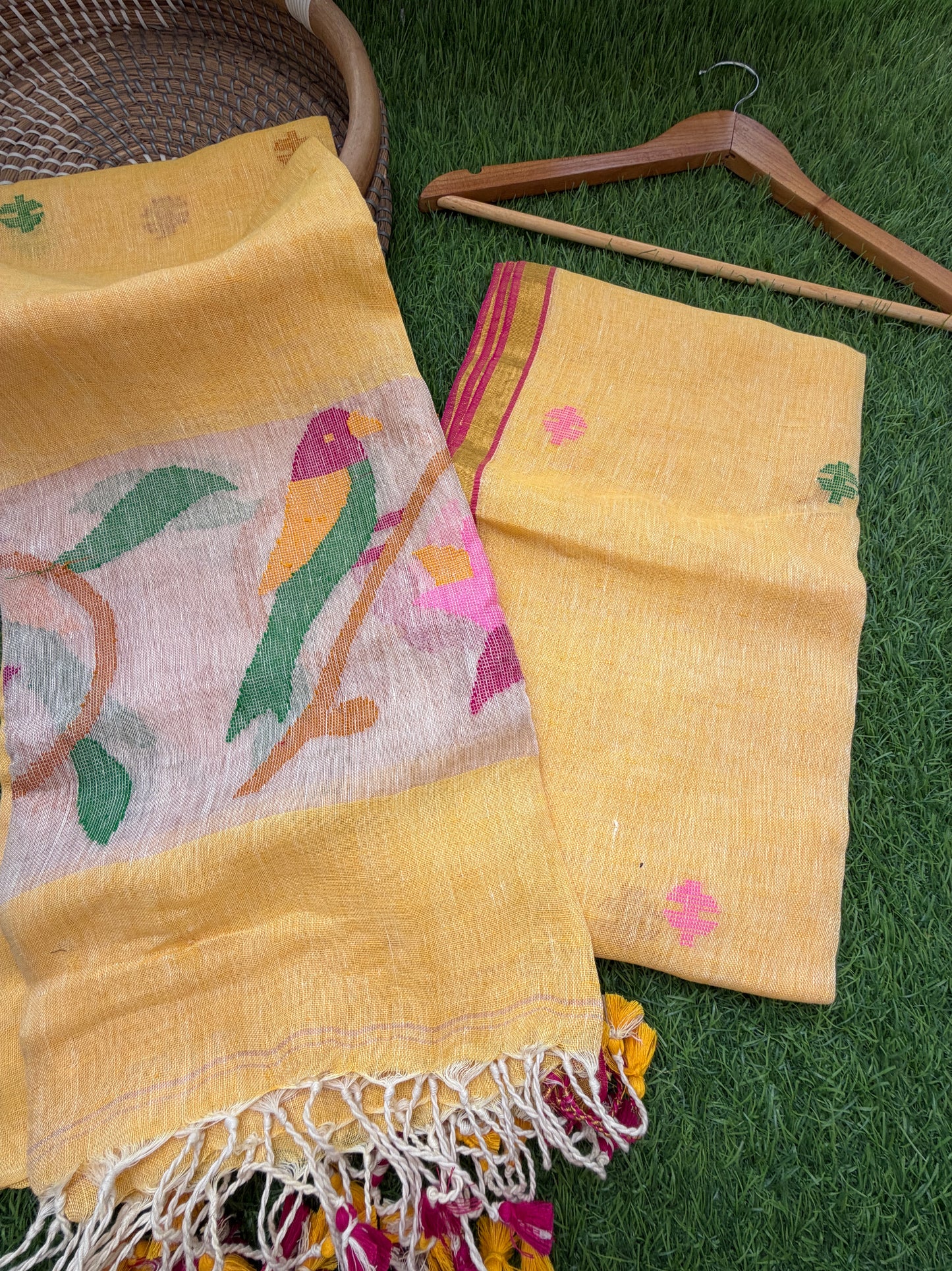 Linen Jaamdani kurta dupatta