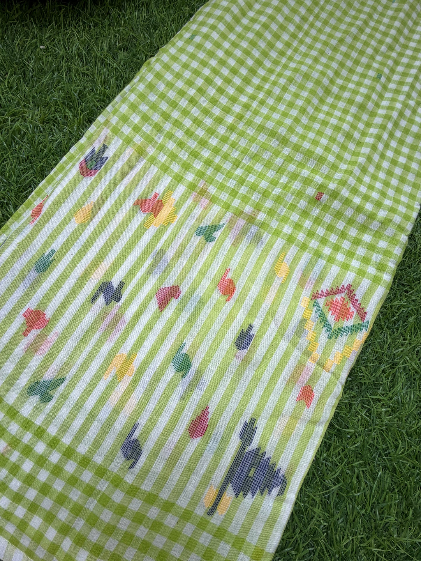 Jaamdani mul fabric