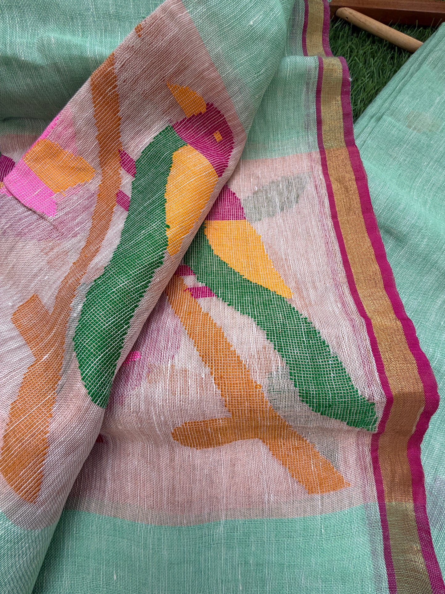 Linen Jaamdani kurta dupatta
