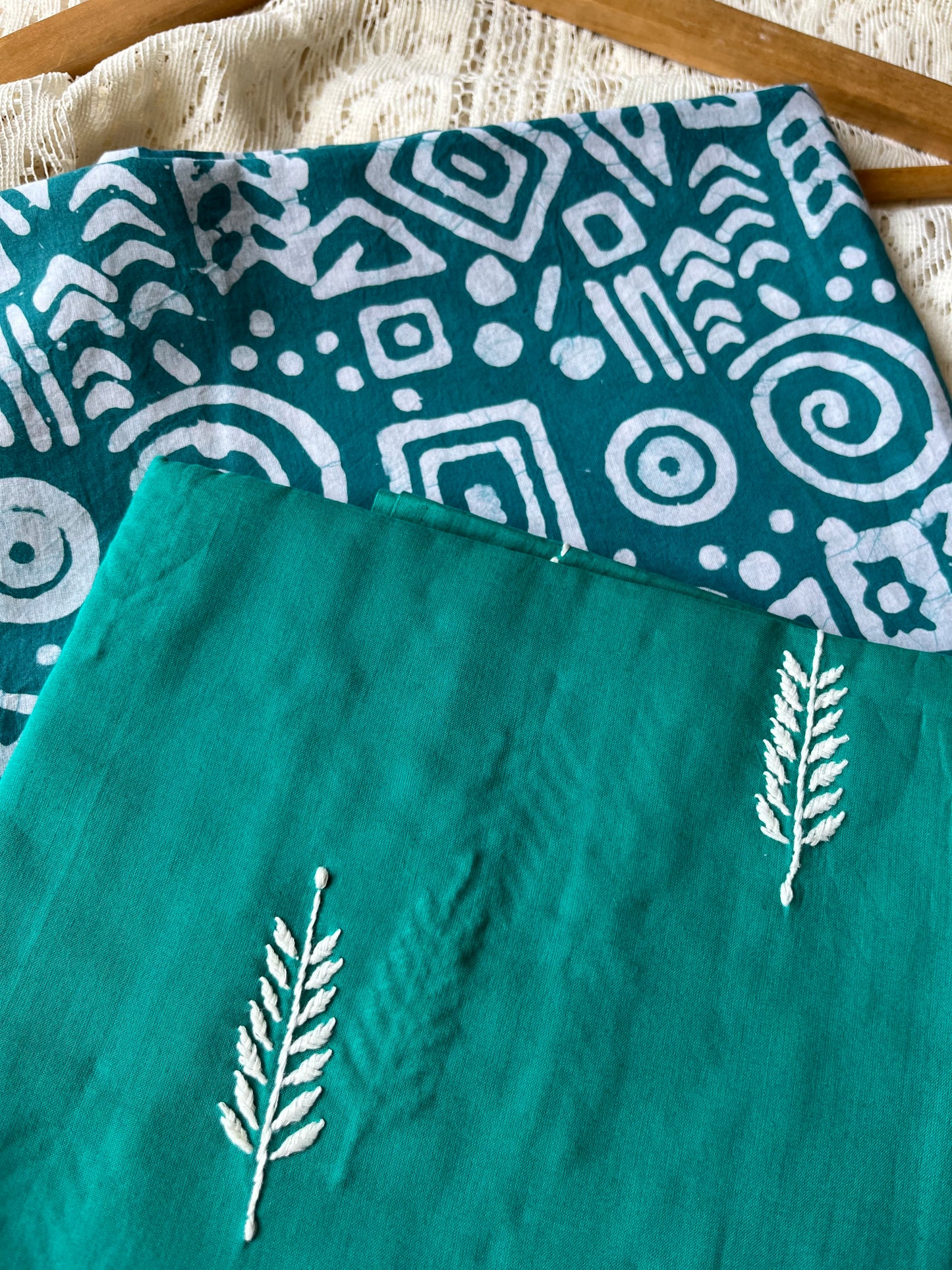 Cotton chikankari Bottom with a baatik kurta fabric