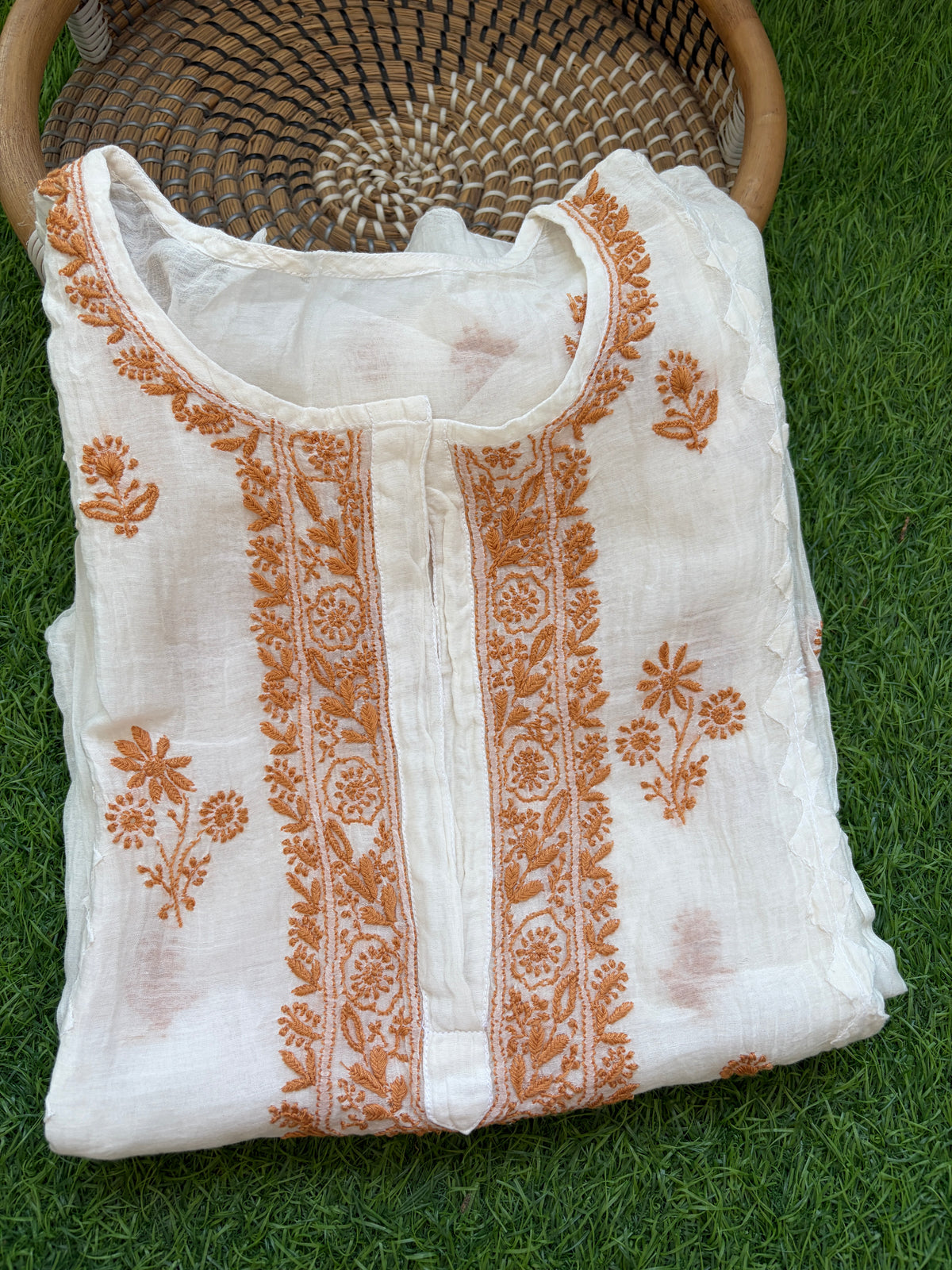 Chikankari daraz chanderi Kurta