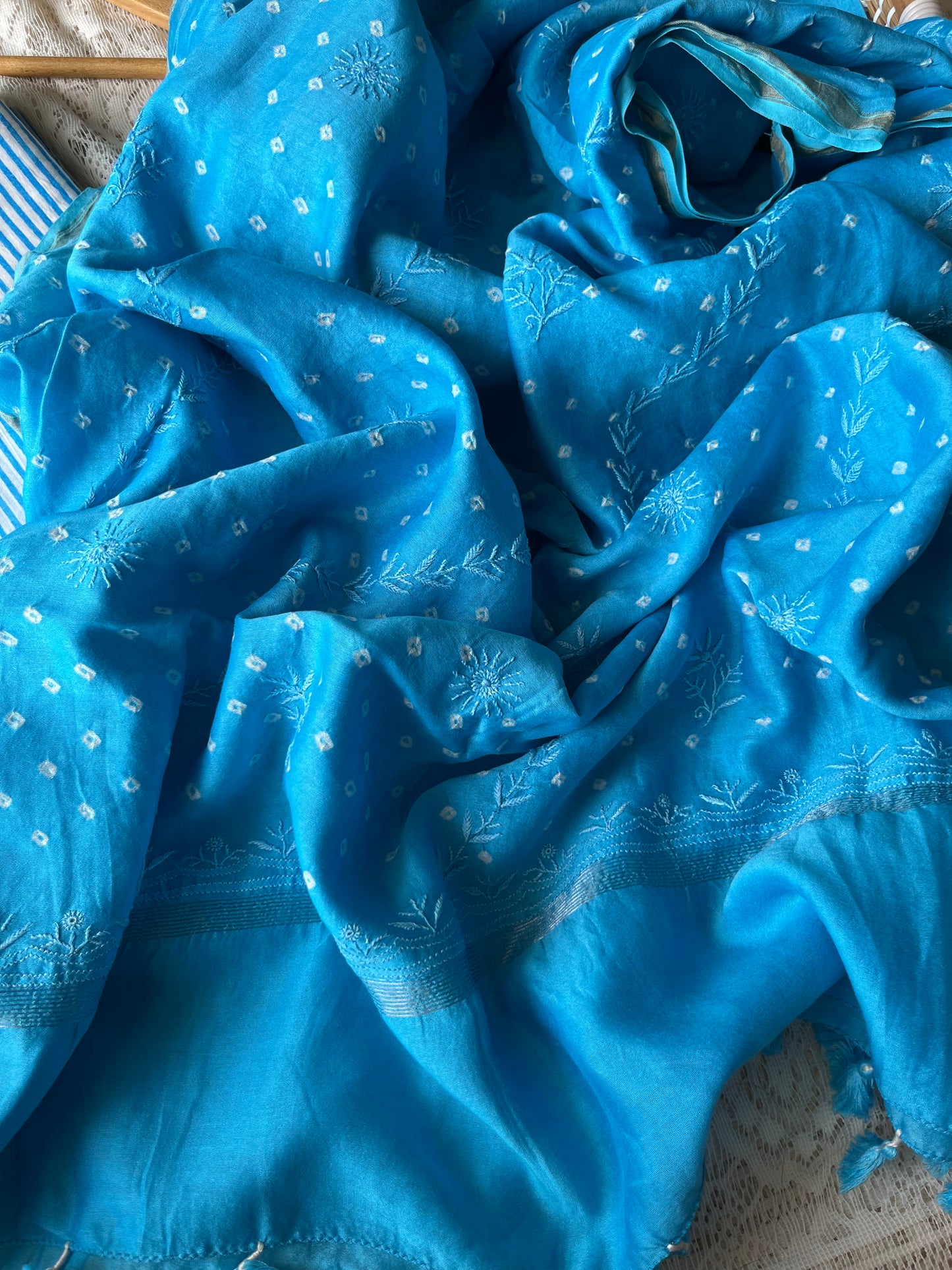 Cotton kurta bottom chikankari dupatta