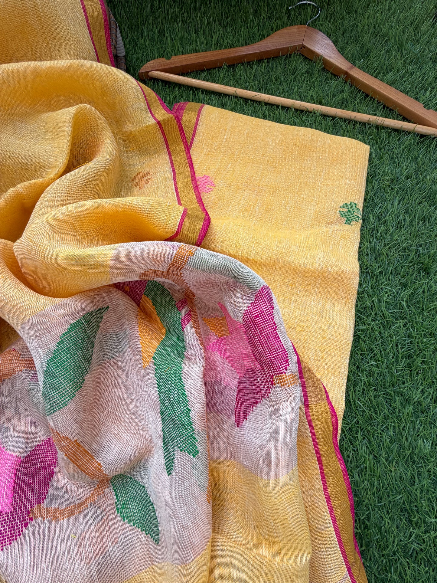 Linen Jaamdani kurta dupatta
