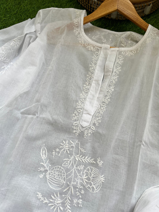 Mul chikankari kurta ( Semi Stitched)