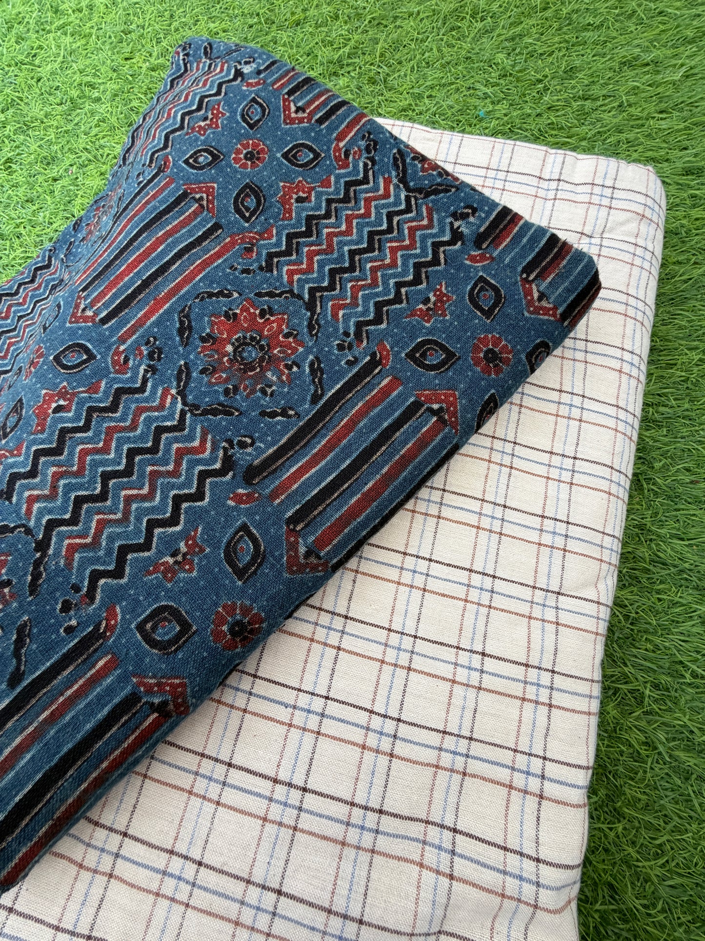 Kala Cotton ajrakh kurta khadi check Bottom