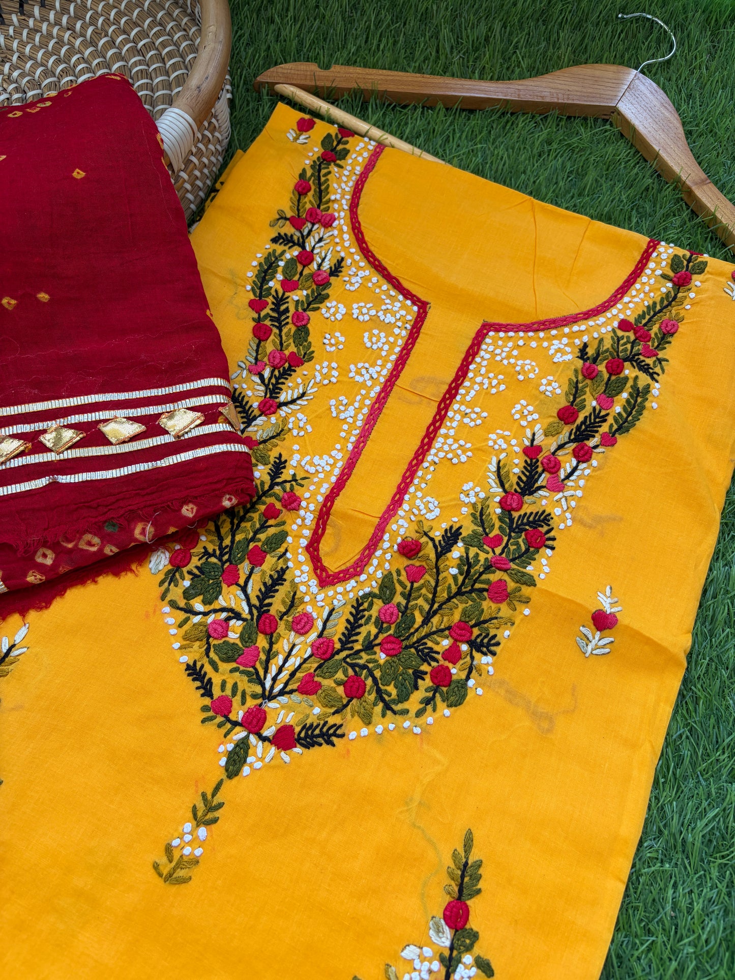 Cotton knot work kurta bandhani gota Dupatta
