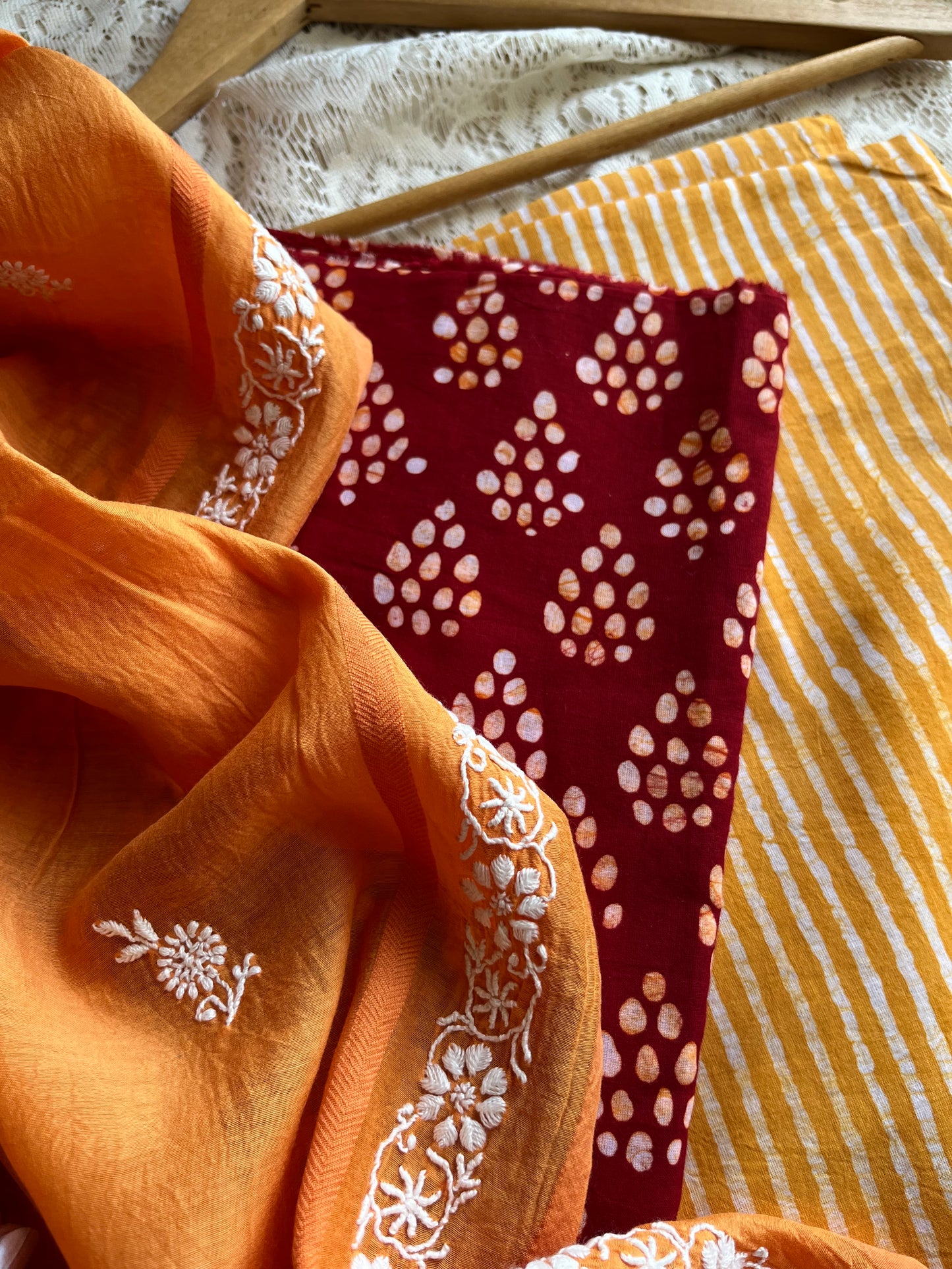 Cotton Baatik kurta bottom chikankari dupatta