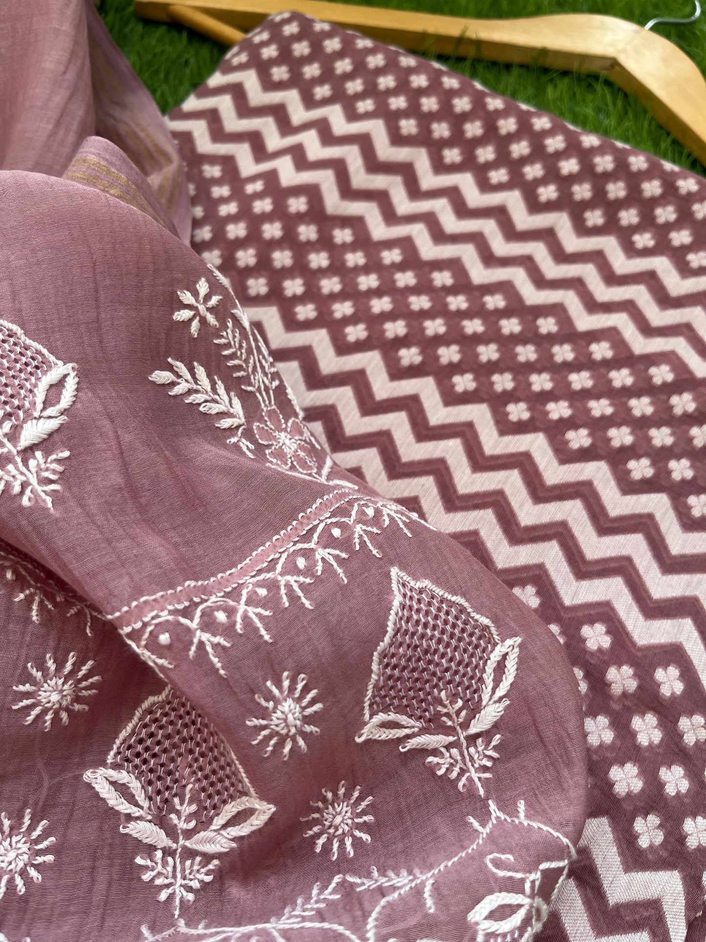 Jaamdani kurta chikankari dupatta