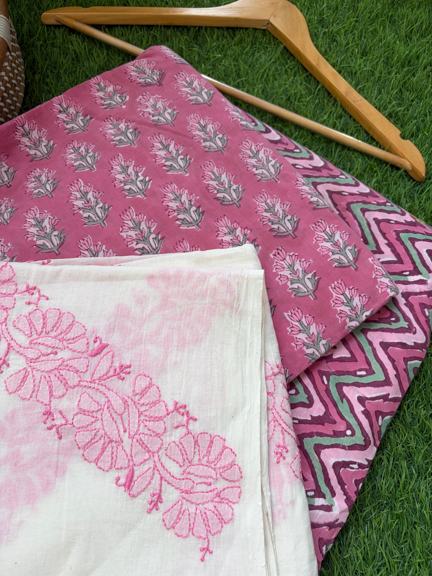 Cotton kurta bottom mul chikankari dupatta