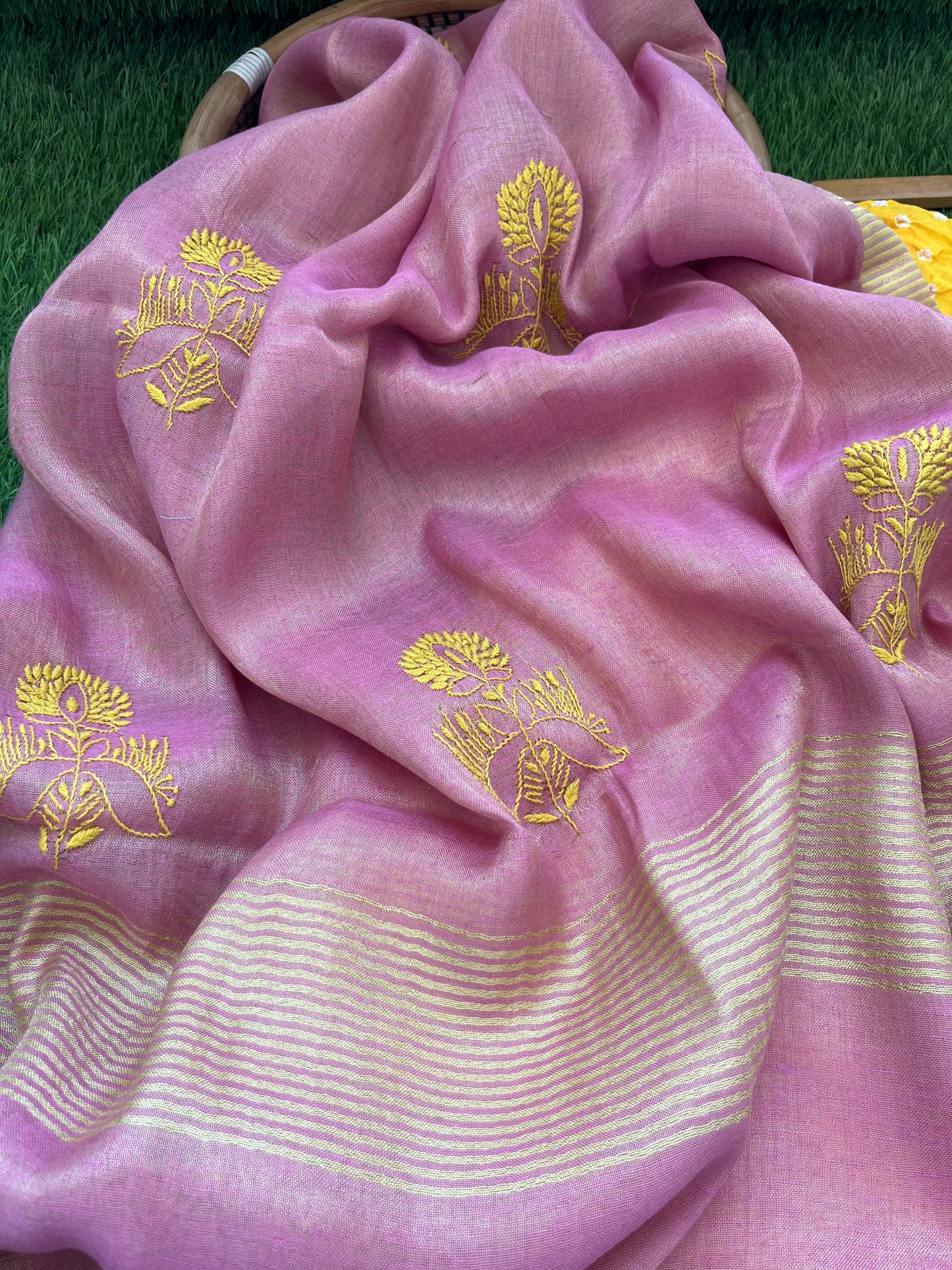Bandhani kurta chikankari Dupatta