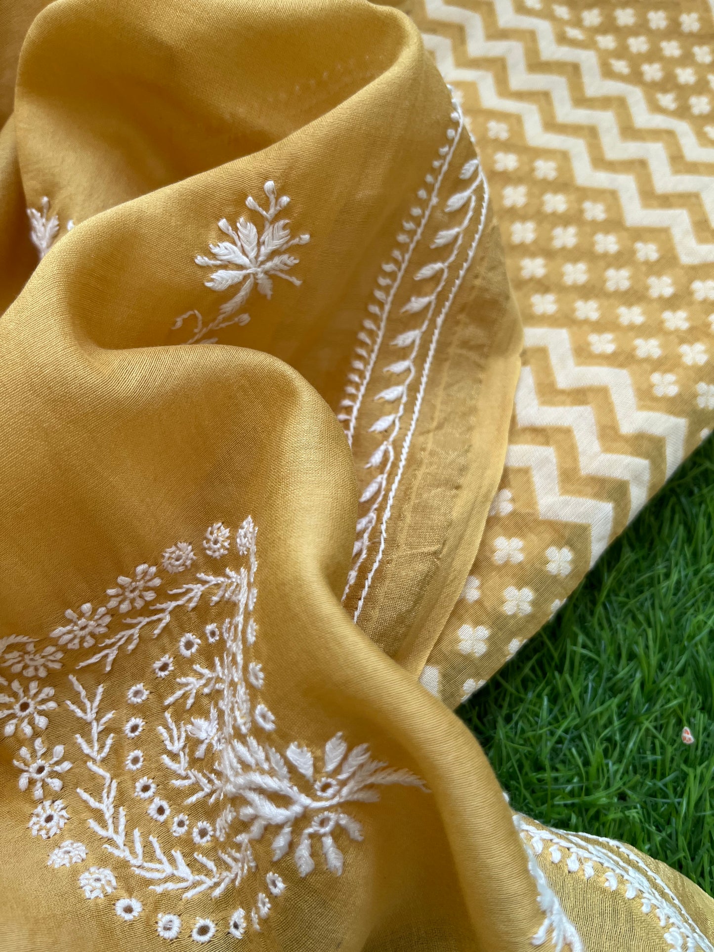 Jaamdani kurta chikankari dupatta