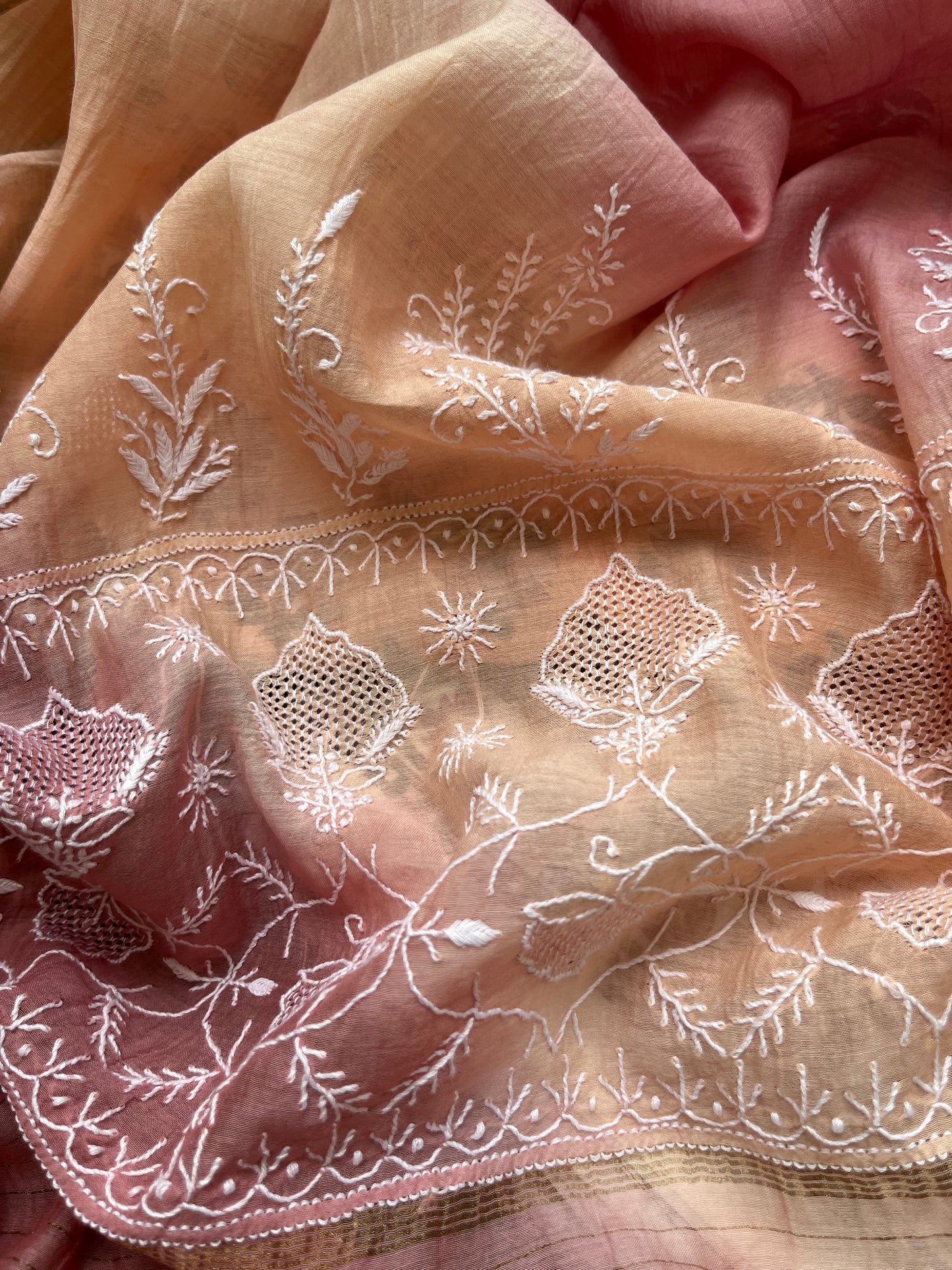 रोज़ाना  :Chanderi Chikankari Dupatta with cotton kurta bottom Fabric