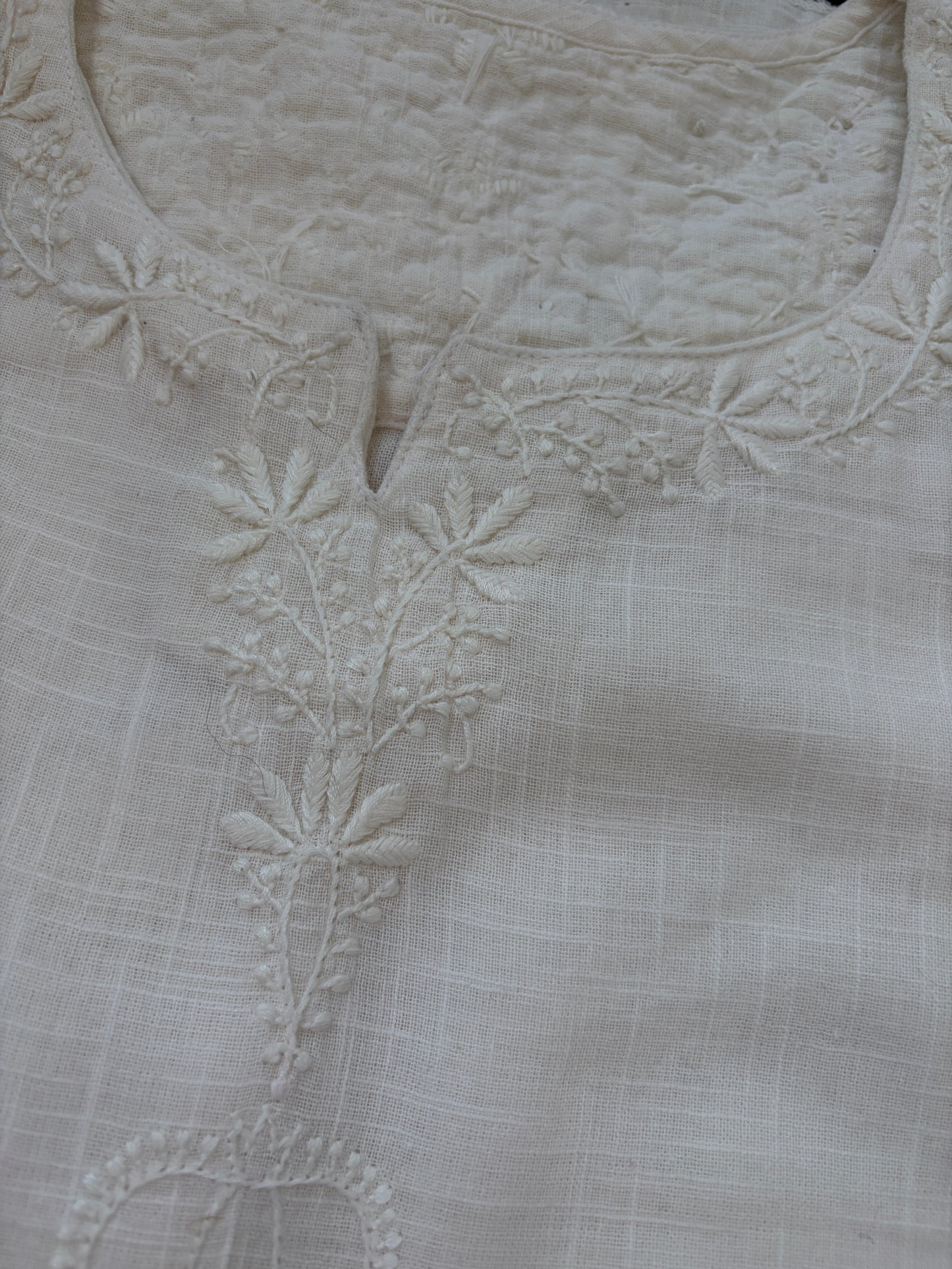 Cotton Slub chikankari kurta ( Semi Stitched)