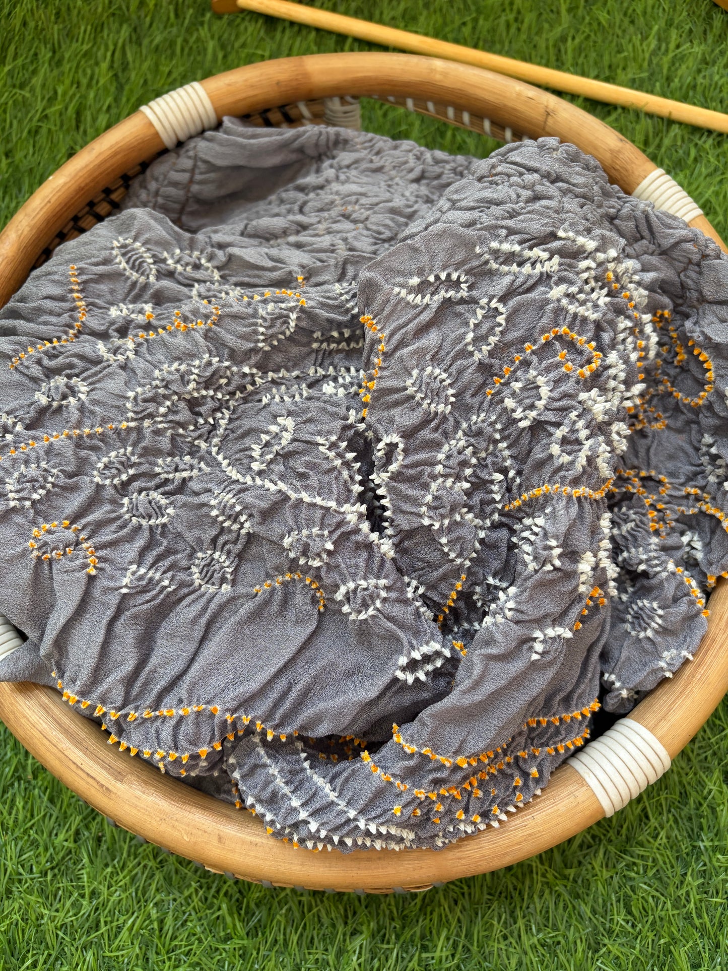 Bandhani chinon Dupatta