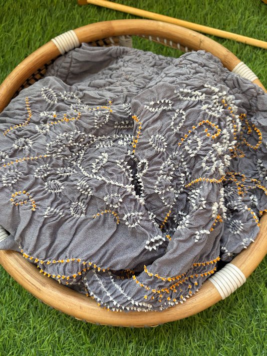 Bandhani chinon Dupatta