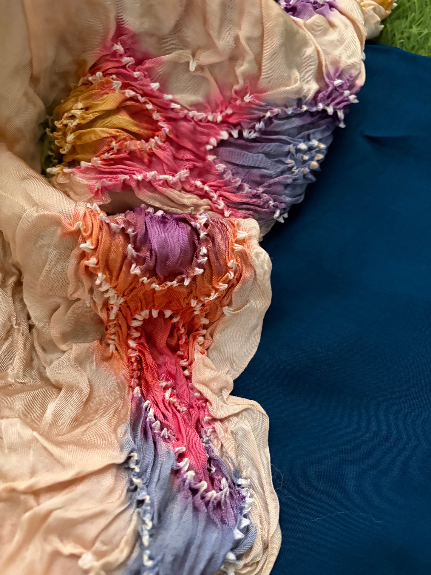 Bandhani dupatta plain kurta bottom