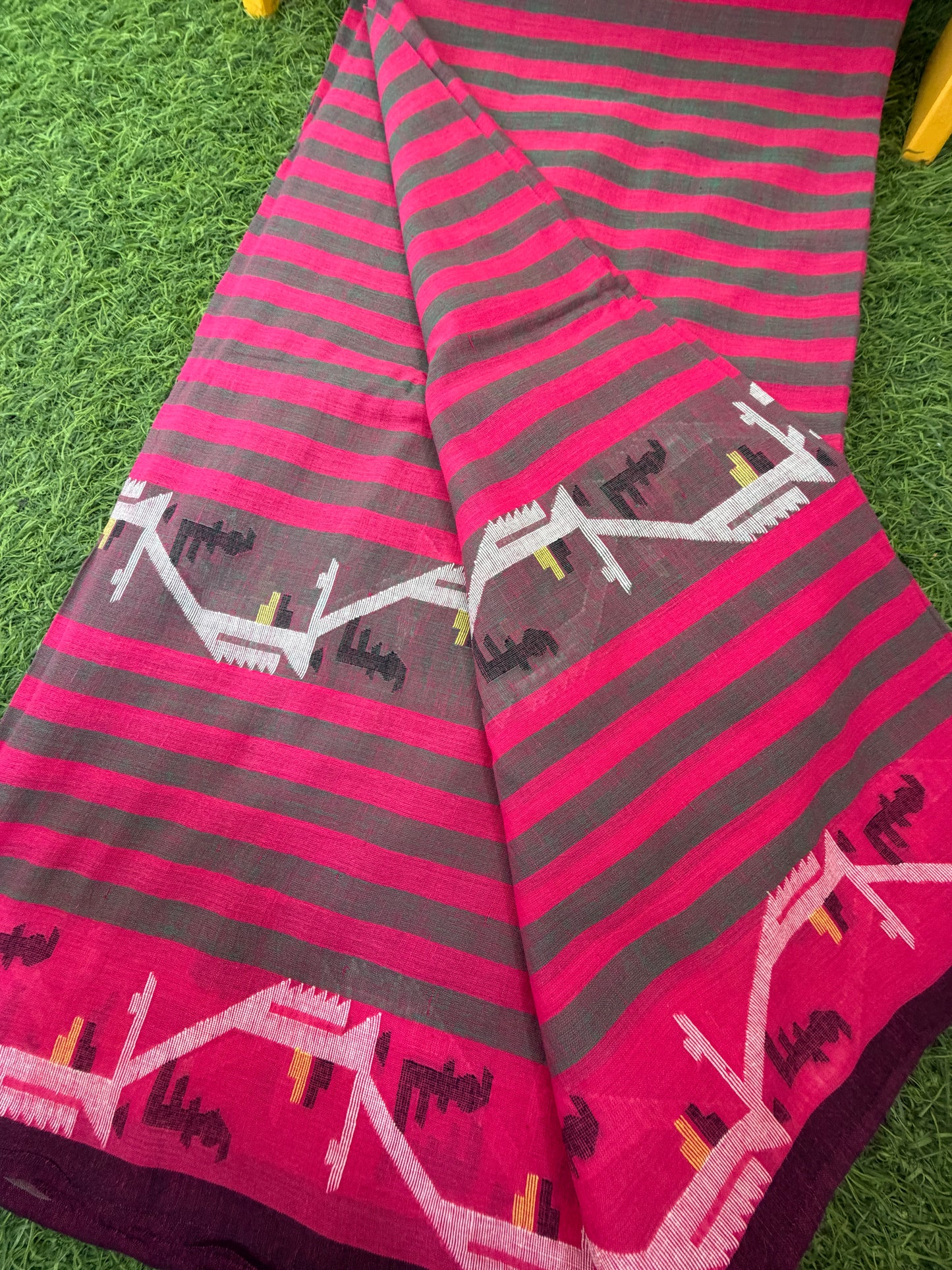 Jaamdani mul fabric