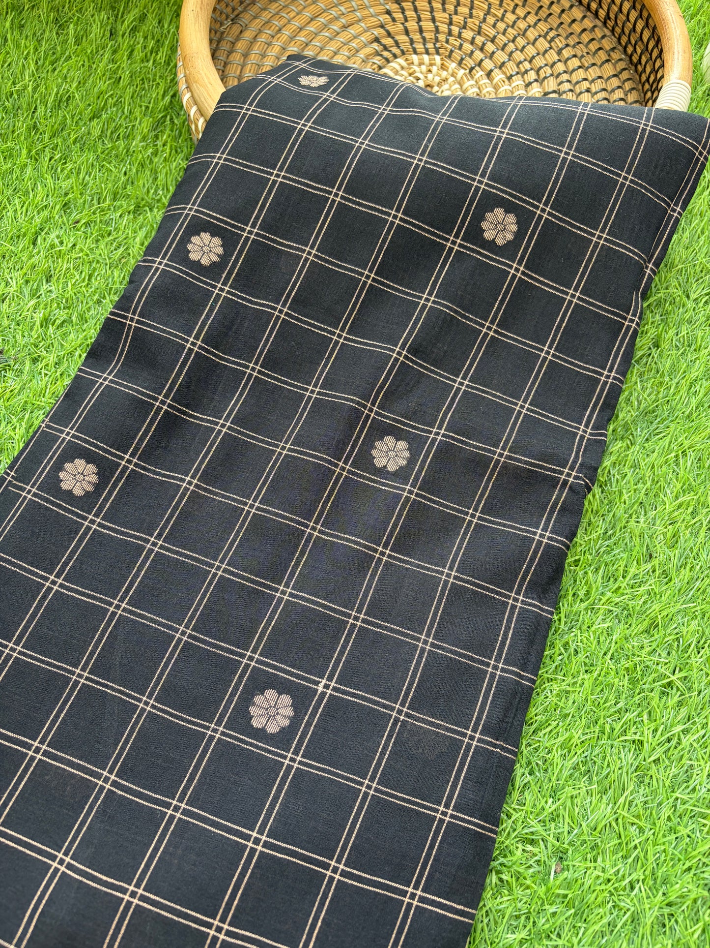 Jaamdani mul fabric