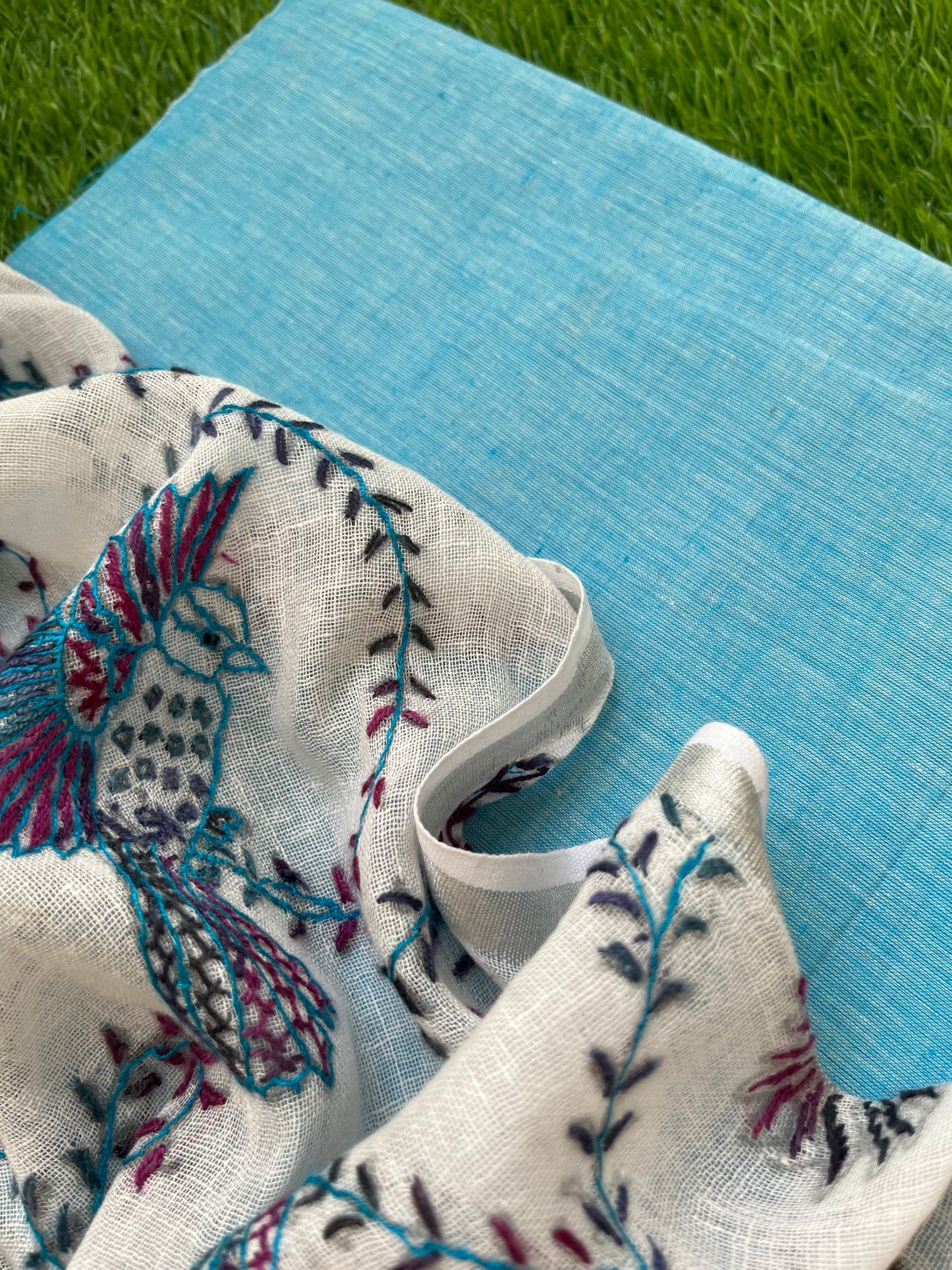 Linen sozni Dupatta set