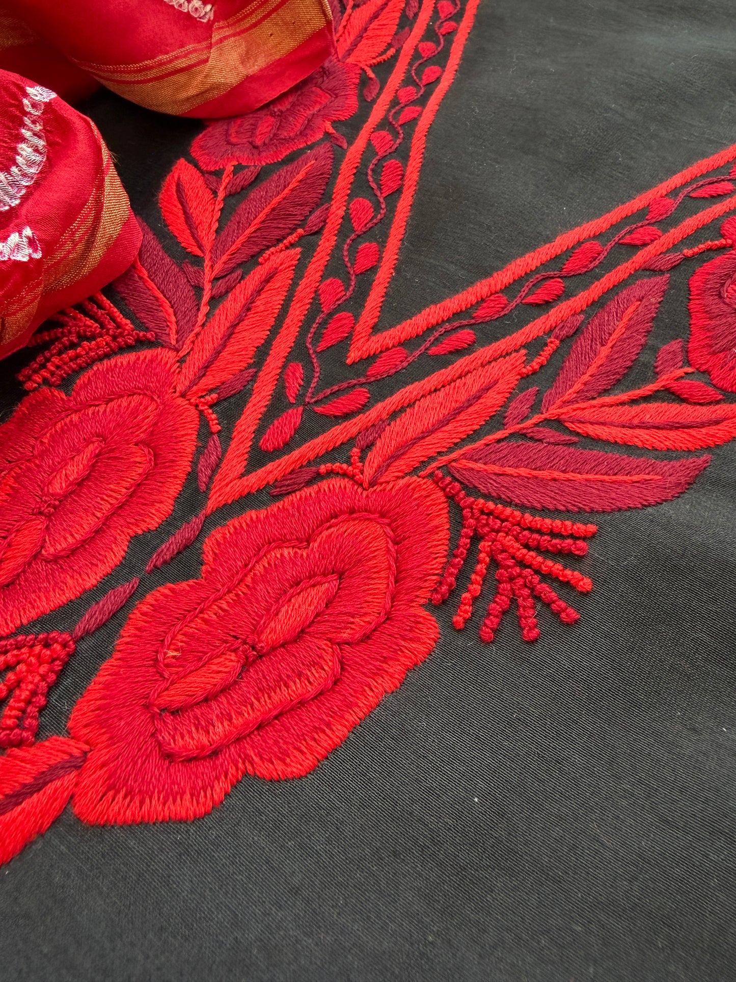 Hand embroidered chanderi kurta chanderi silk bandhani dupatta