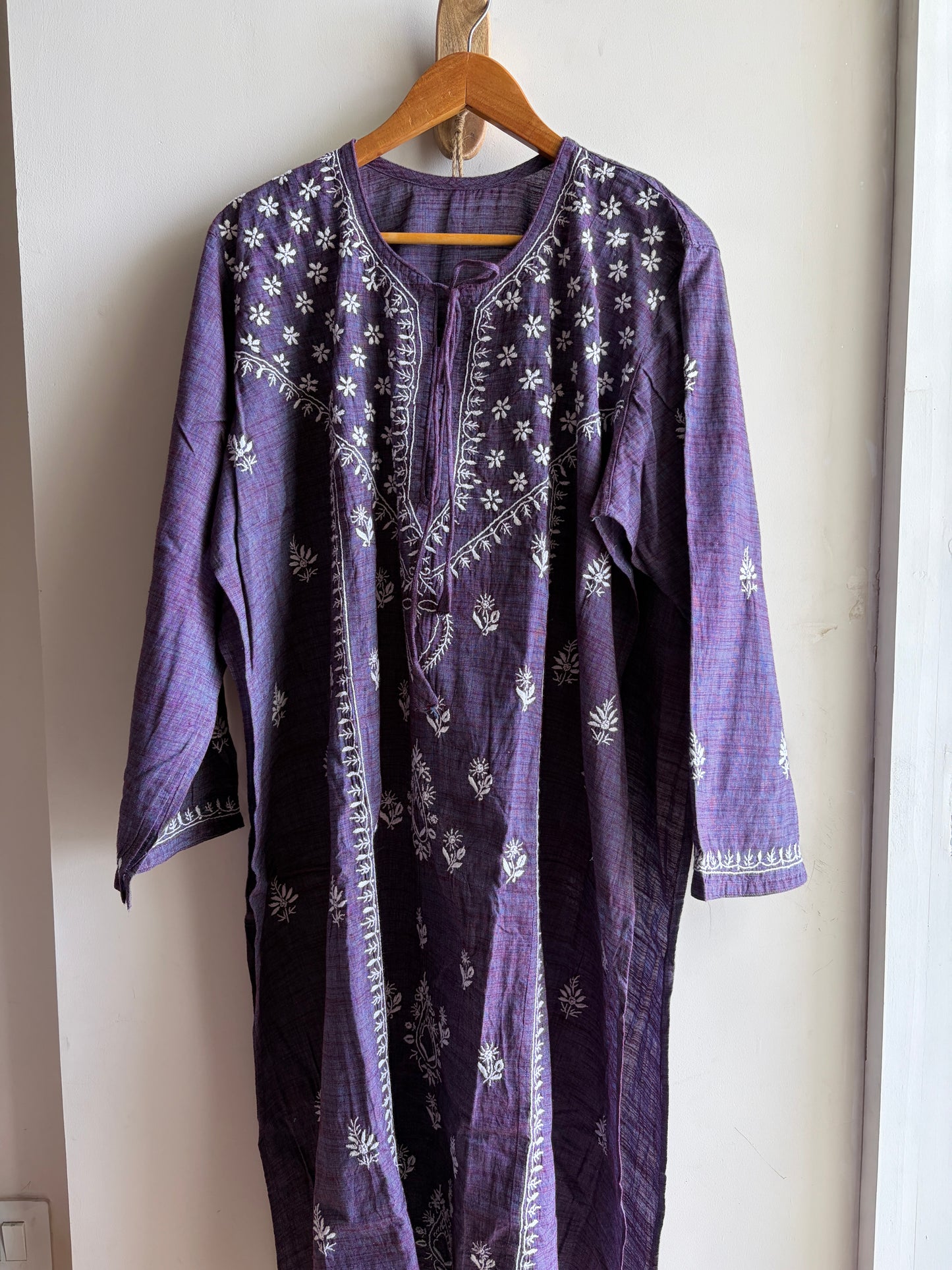 Rozana: Mangalgiri Cotton chikankari kurta