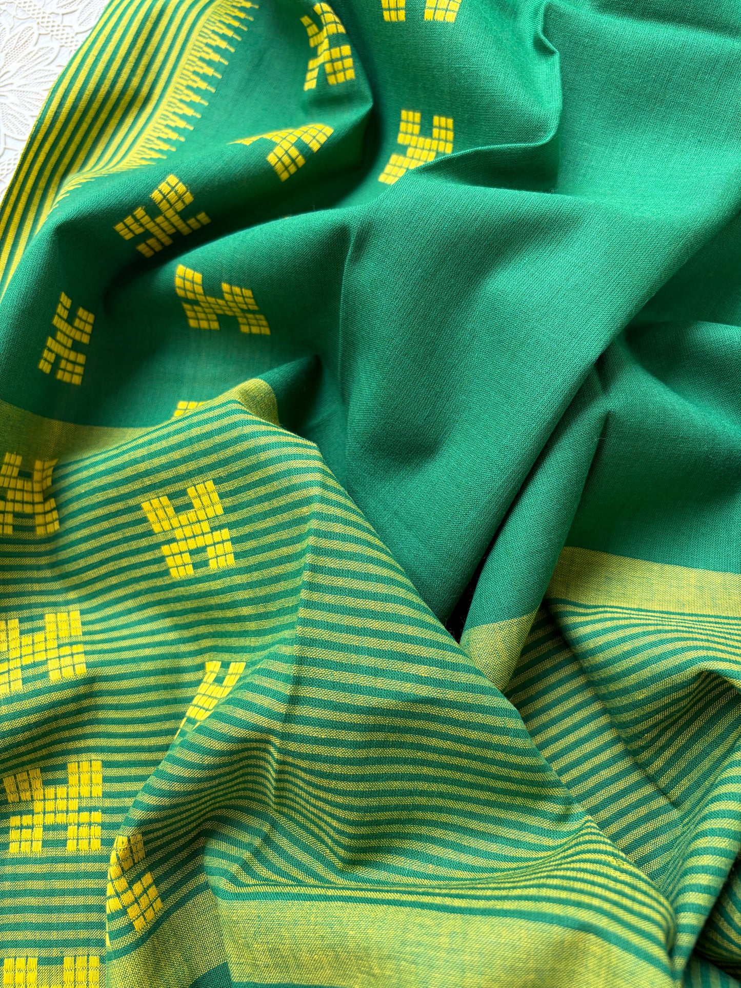 Mangalgiri Cotton 3 pc set - kurta bottom Dupatta
