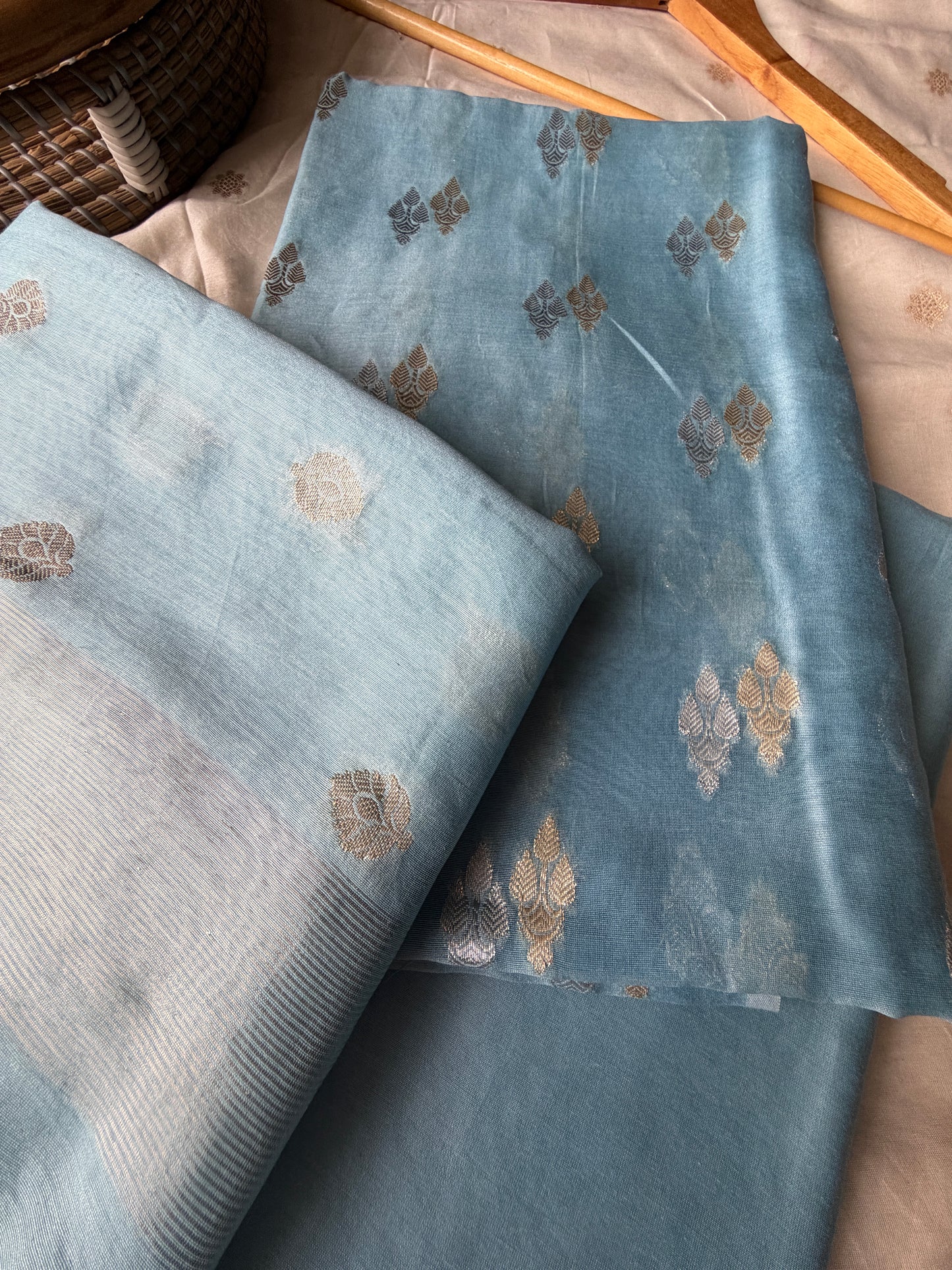 त्योहार् -Banarasi chanderi dupatta kurta