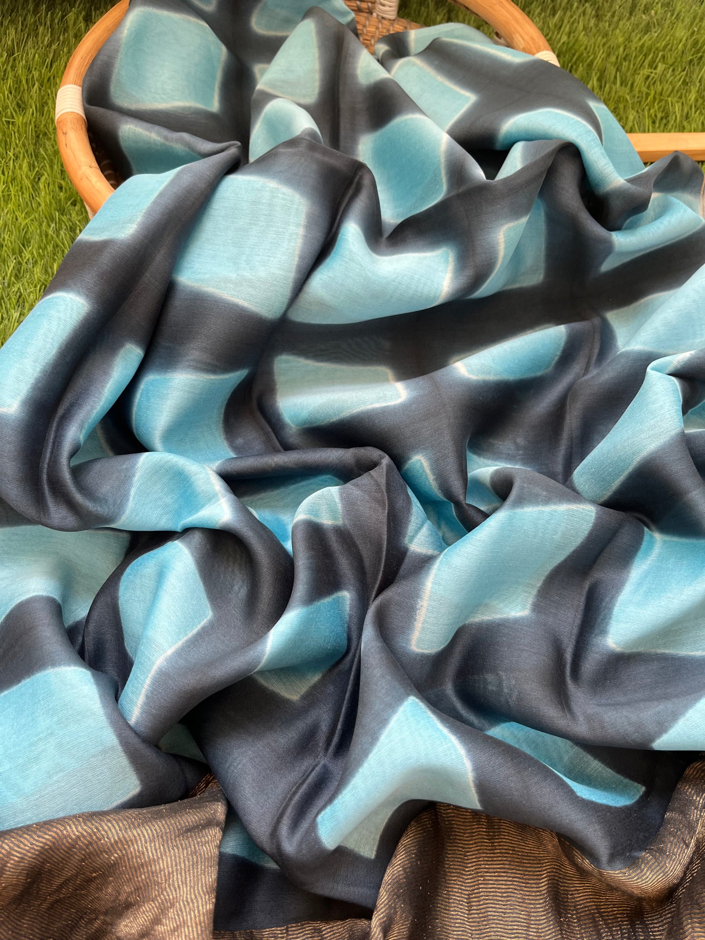 Chanderi Clamp Dye dupatta with plain fabric