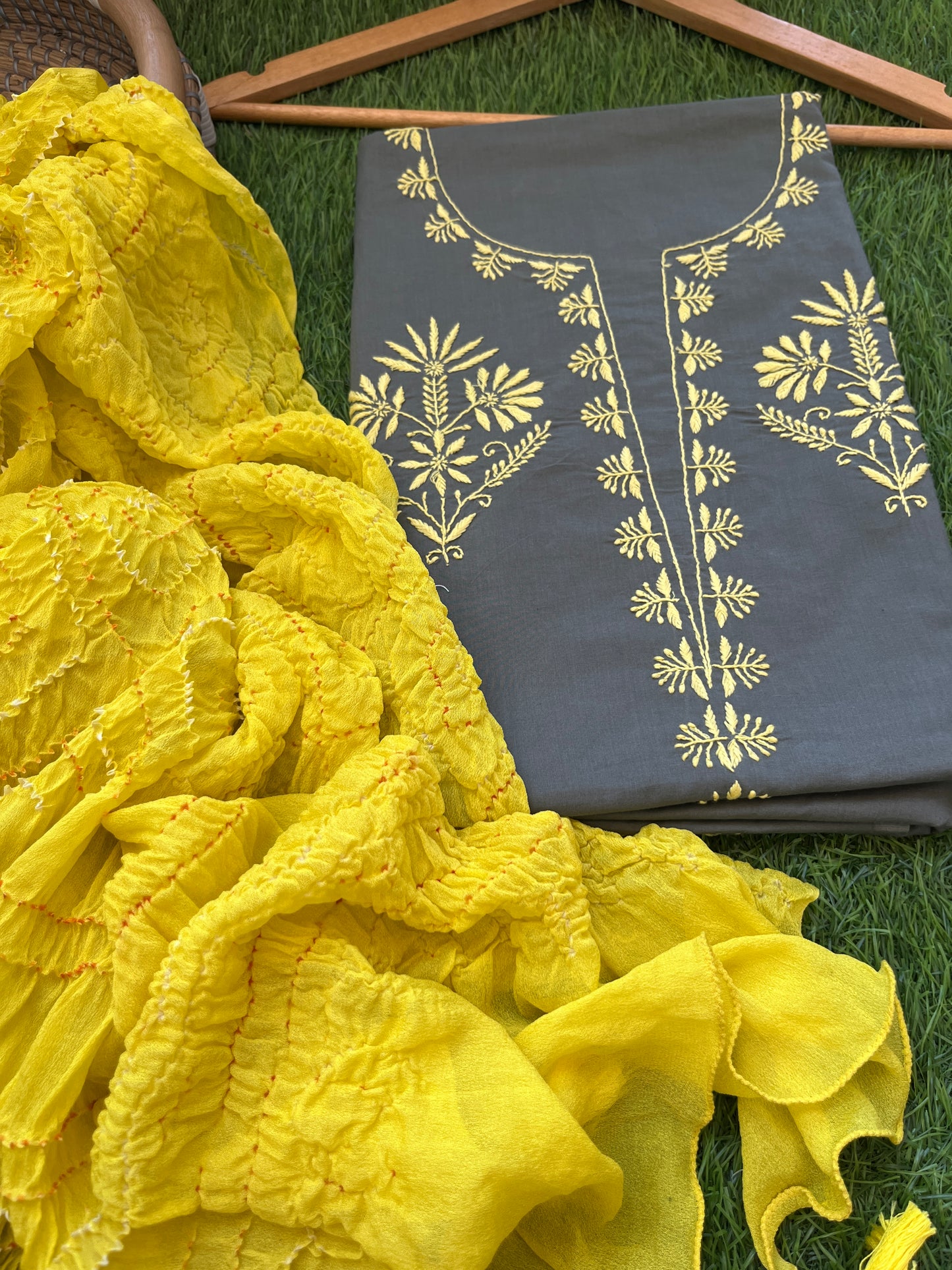 Cotton Chikankari kurta with chinon bandhani dupatta