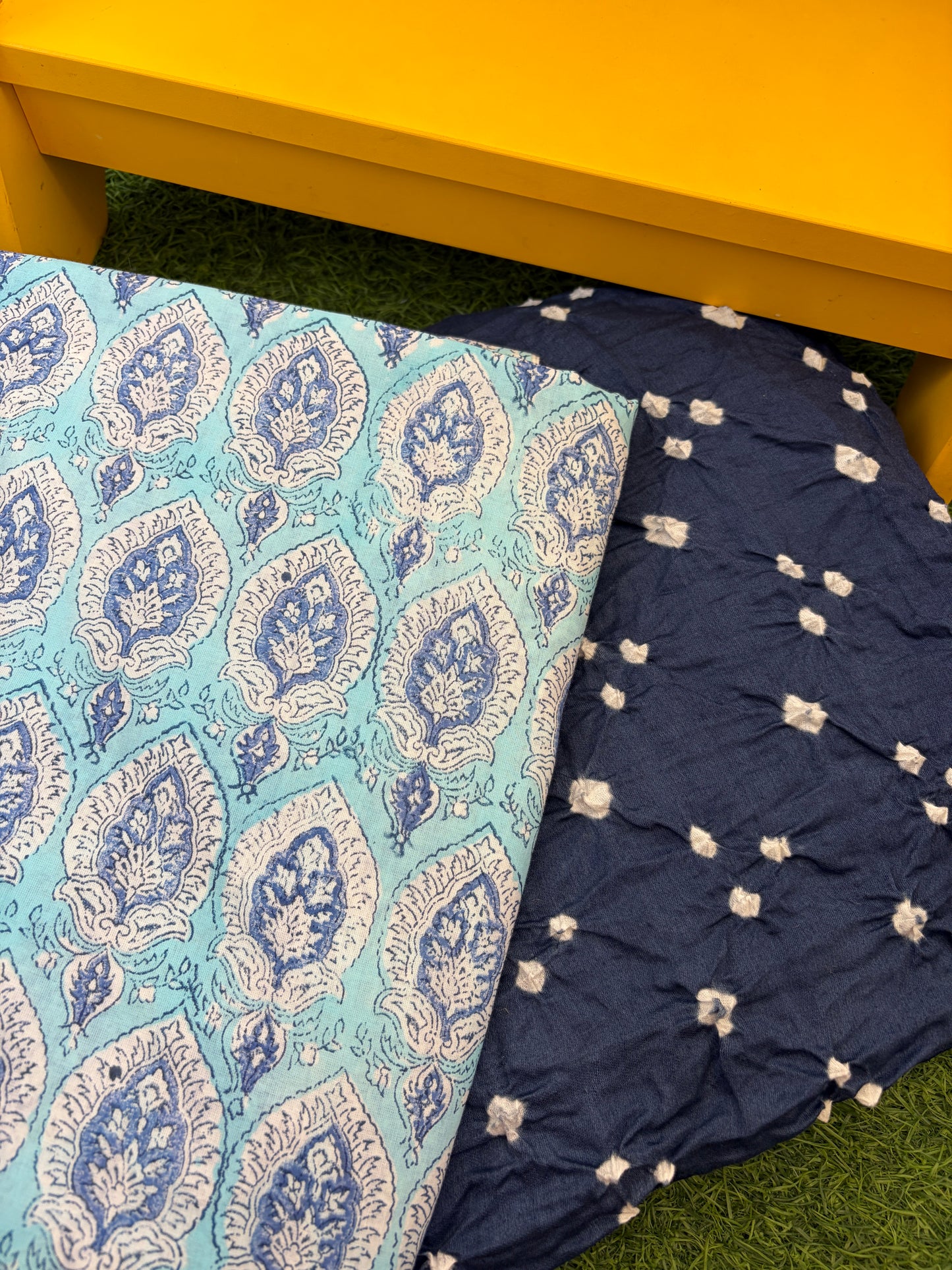 Cotton bandhani and print set