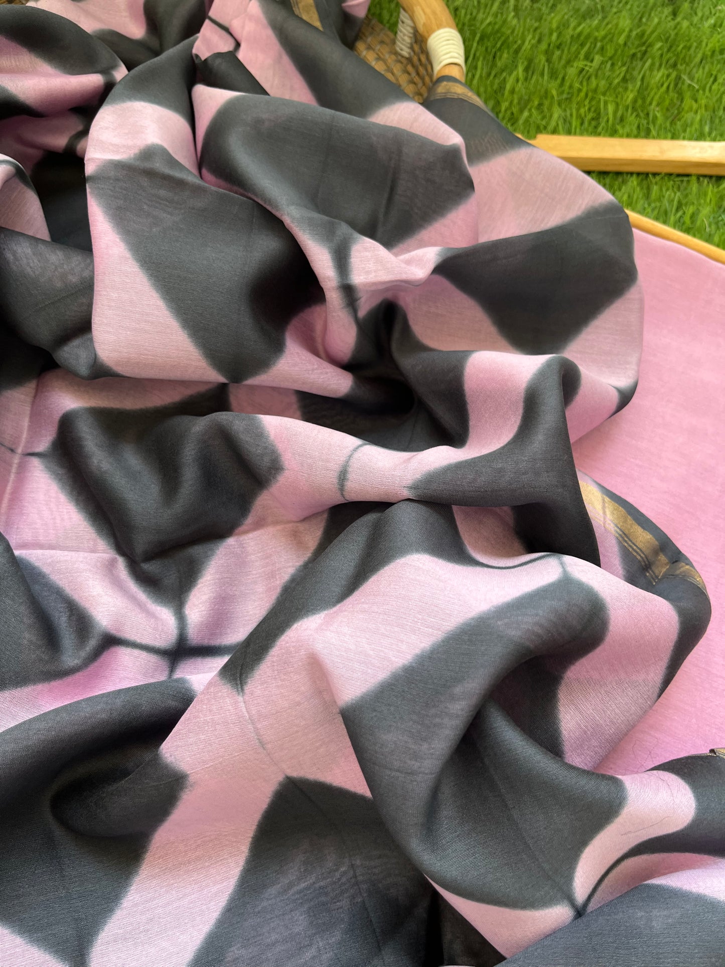 Chanderi Clamp Dye dupatta with plain fabric