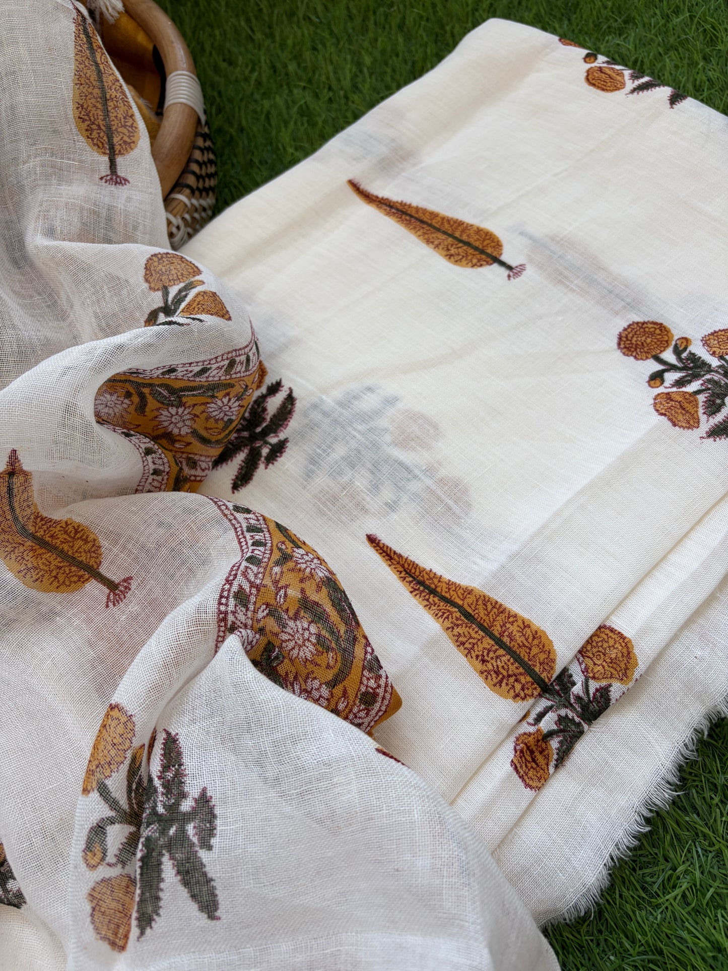Pure Linen kurta and dupatta