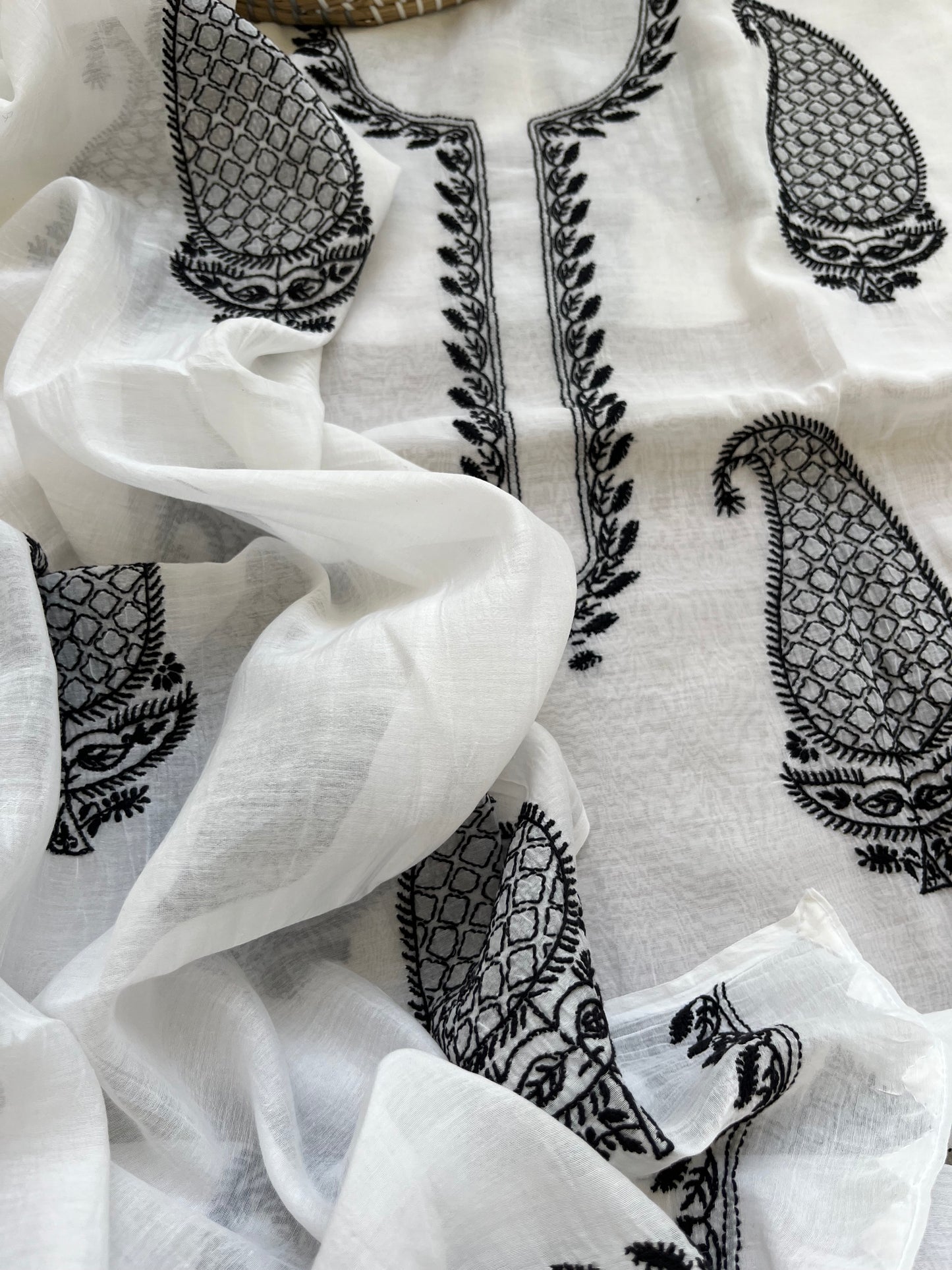 Chanderi chikan kurta dupatta
