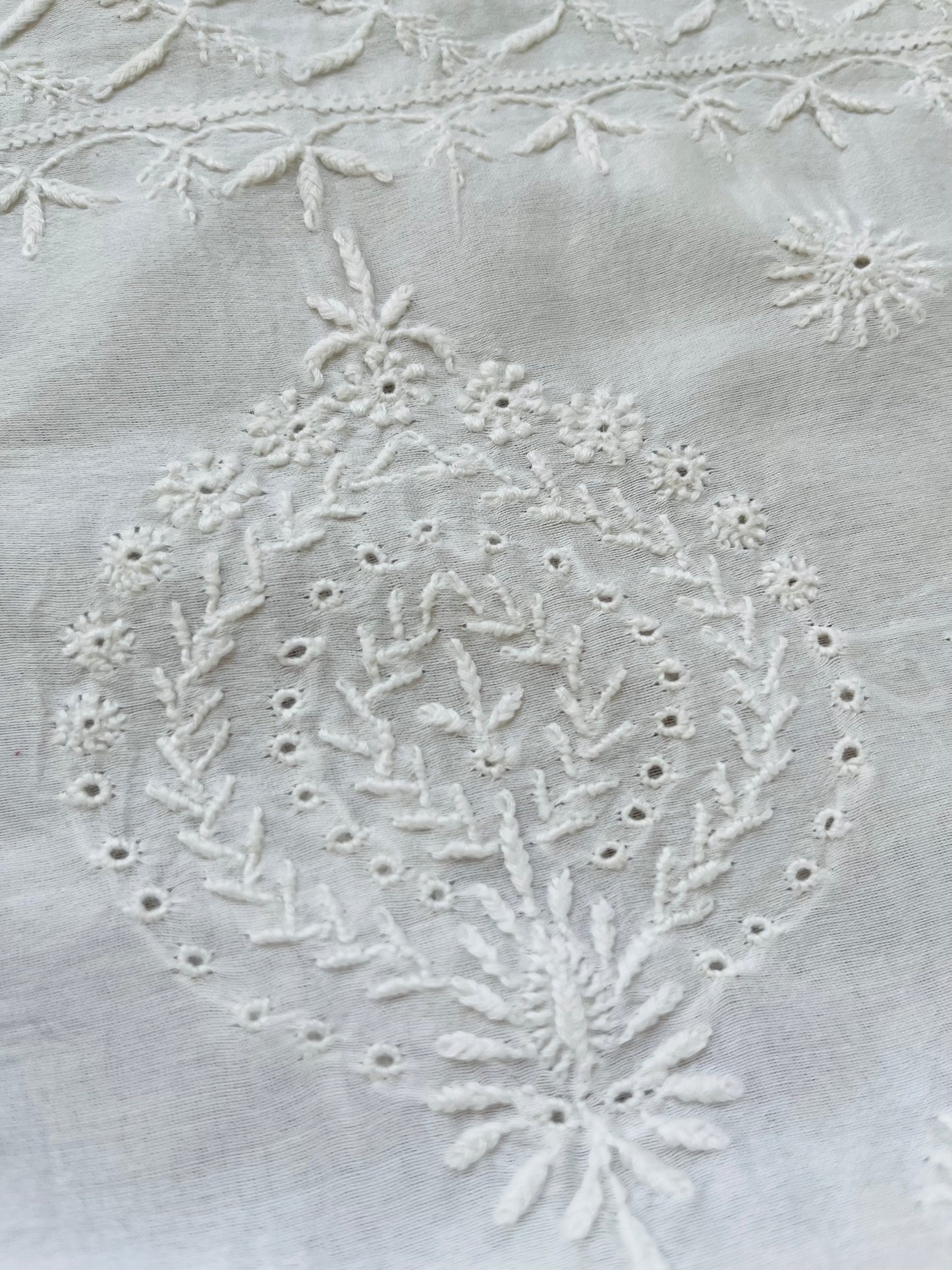 Chanderi Chikankari Kurta Dupatta